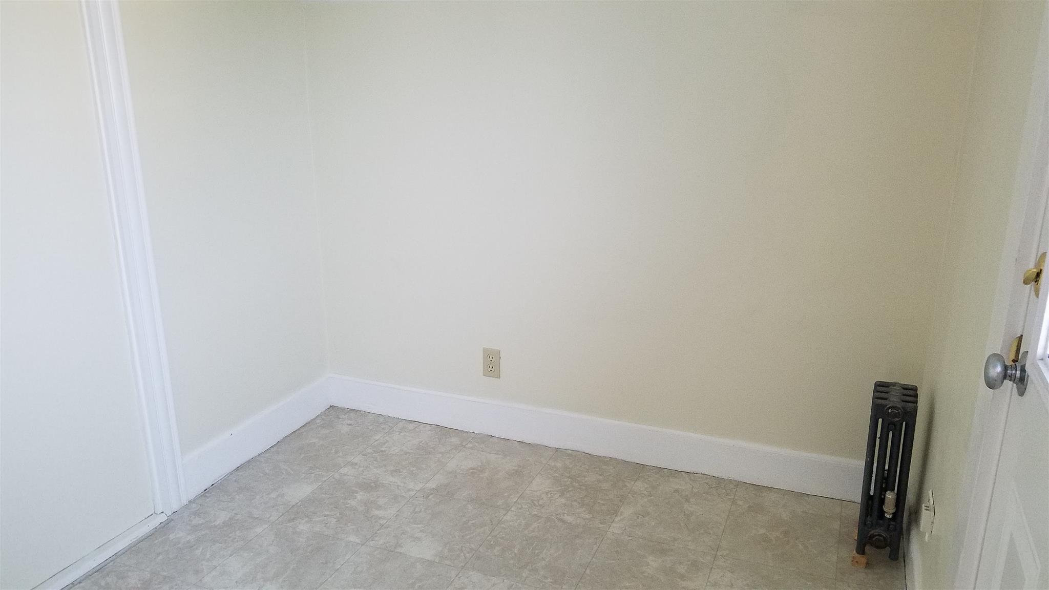 586 Main St, South Medford