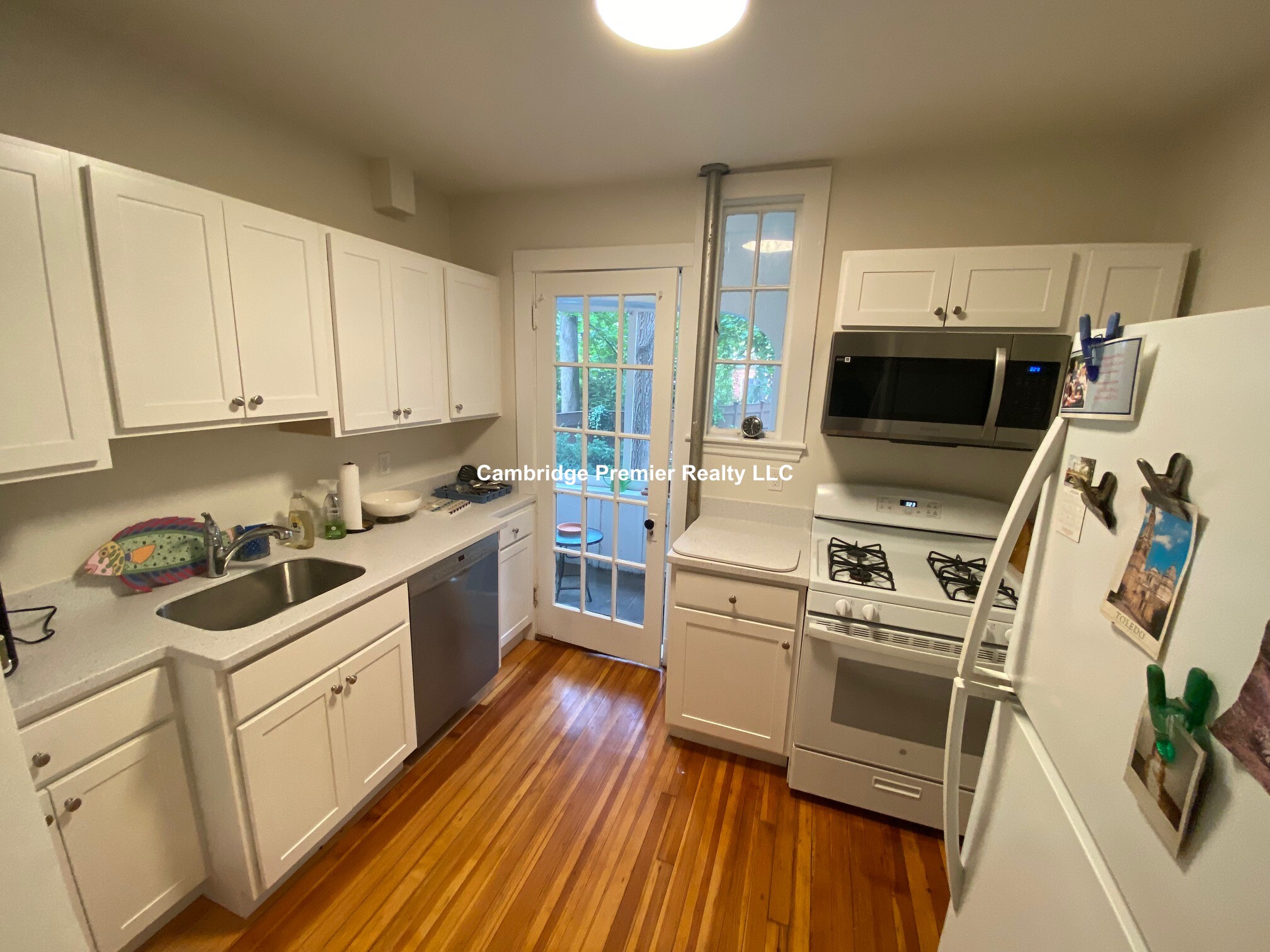 33 Concord Ave, Neighborhood Nine