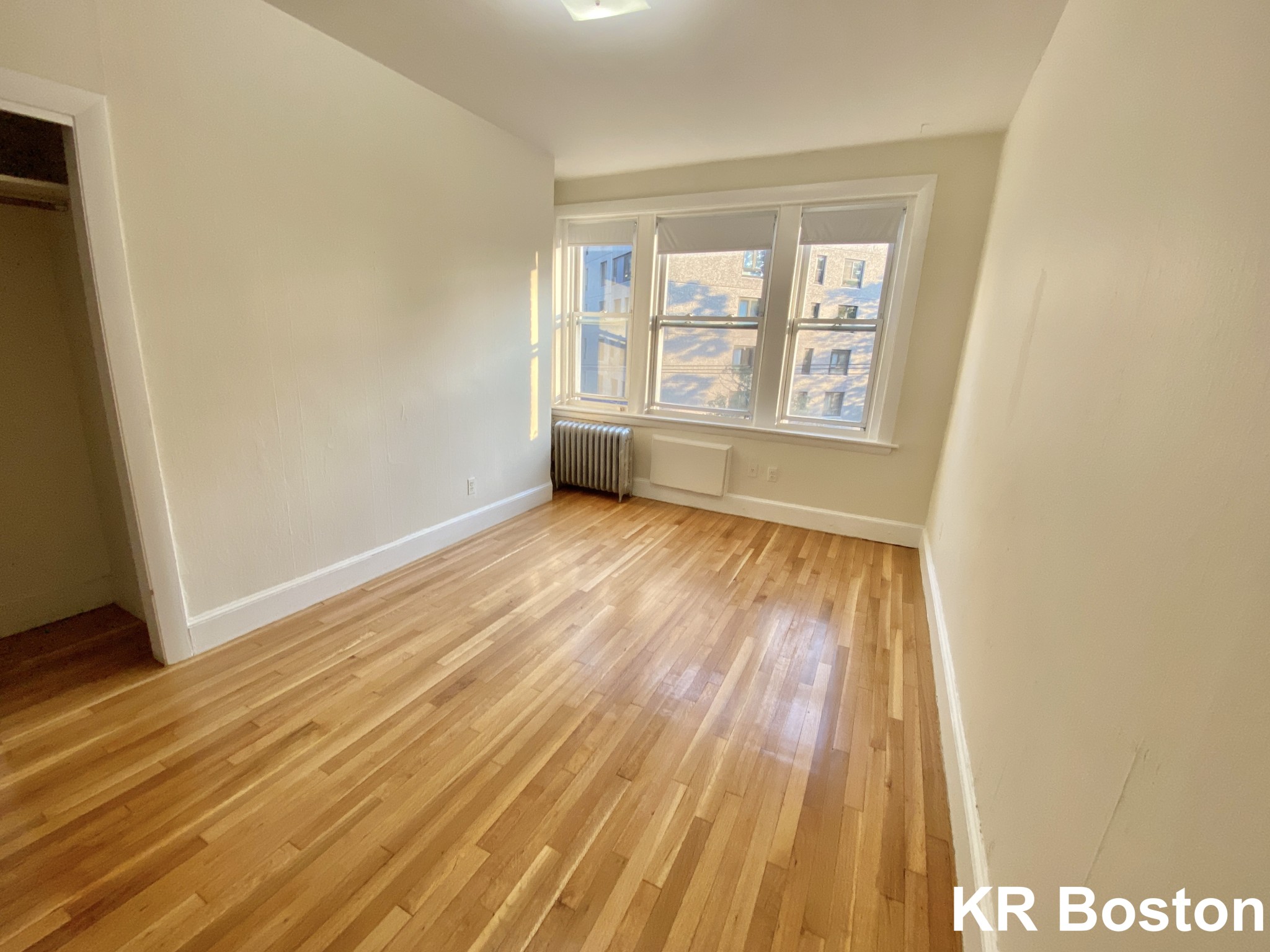 33 Lancaster Ter, Coolidge Corner