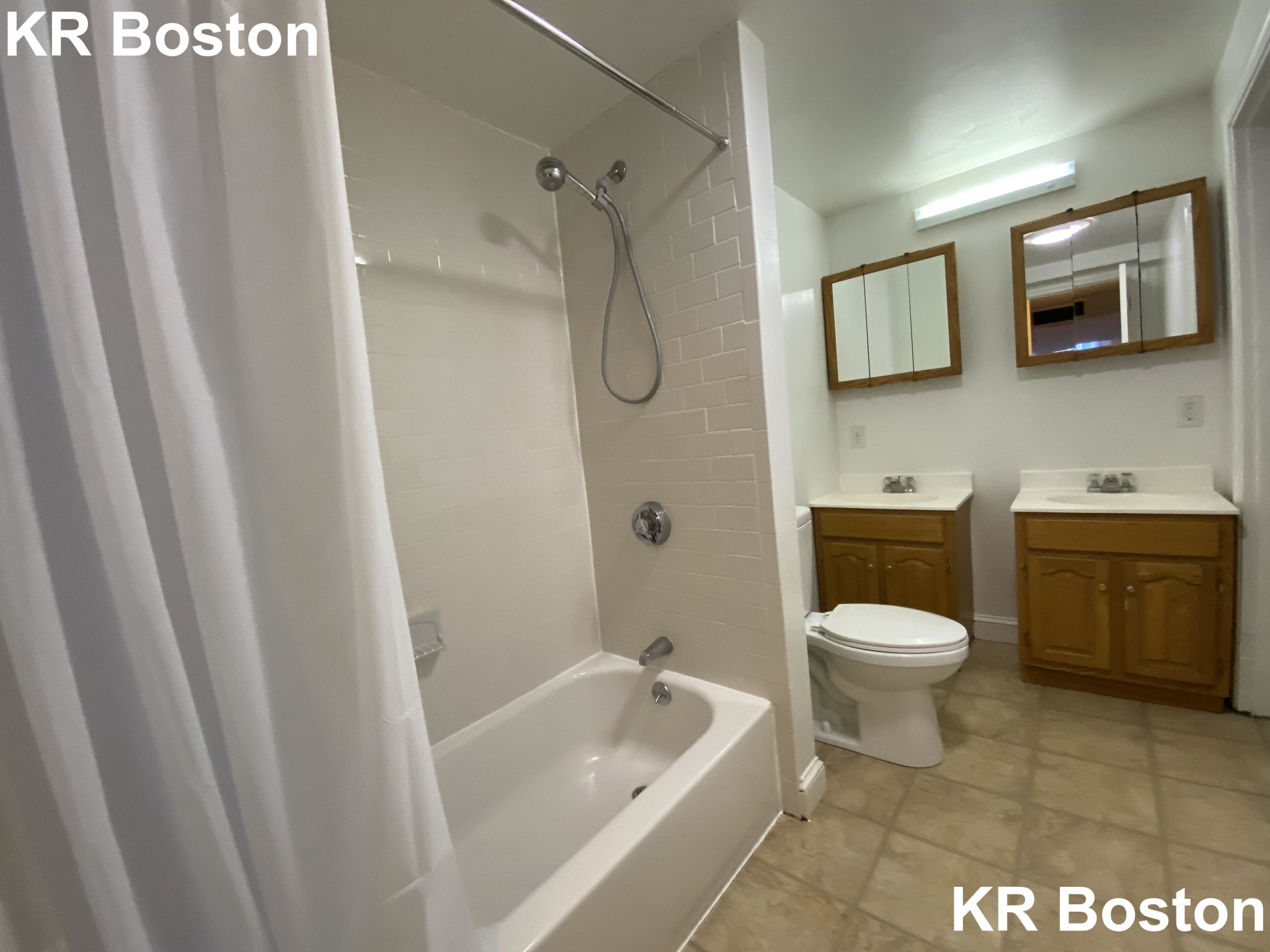 33 Lancaster Ter, Washington Square