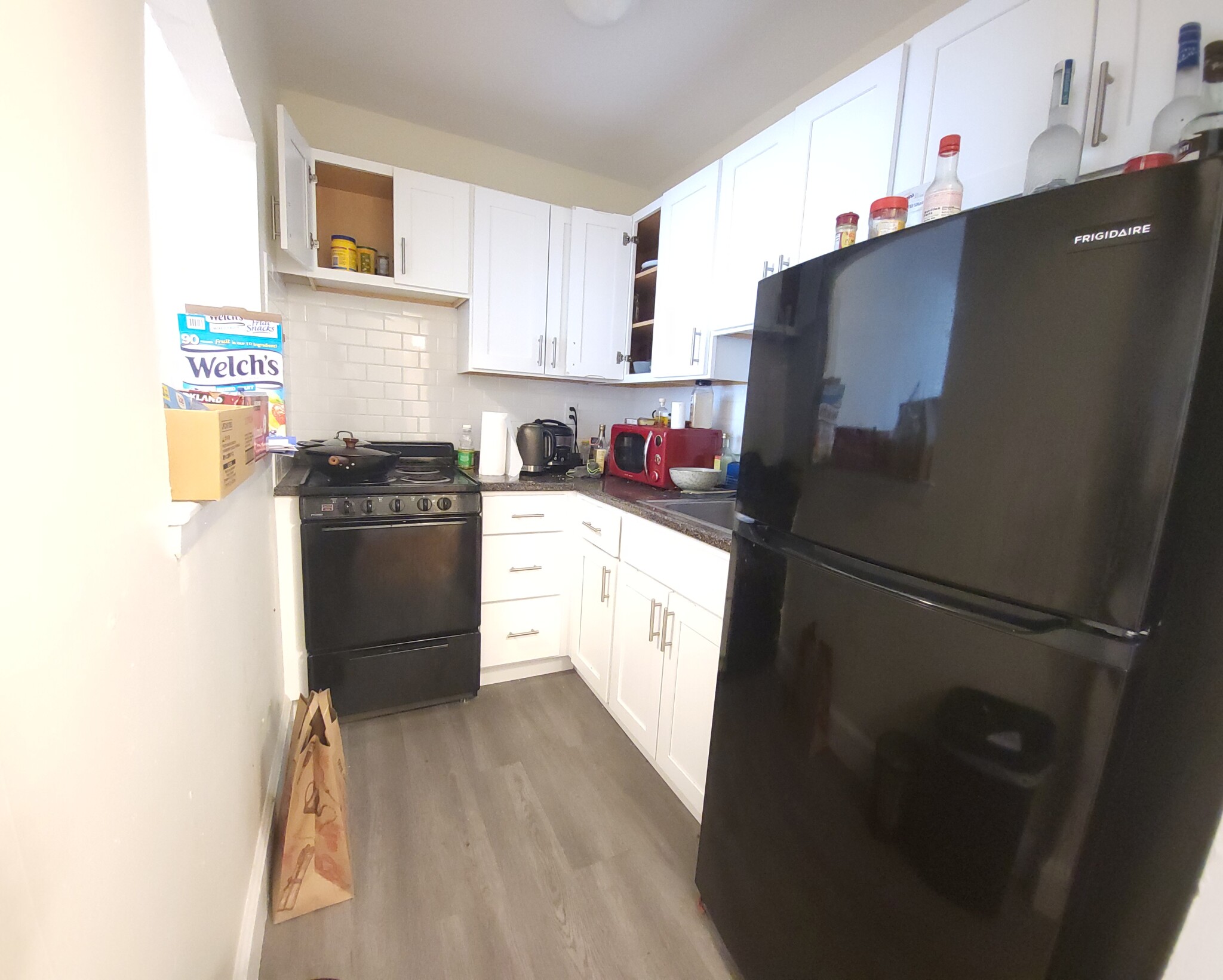 33 Lancaster Ter, Washington Square