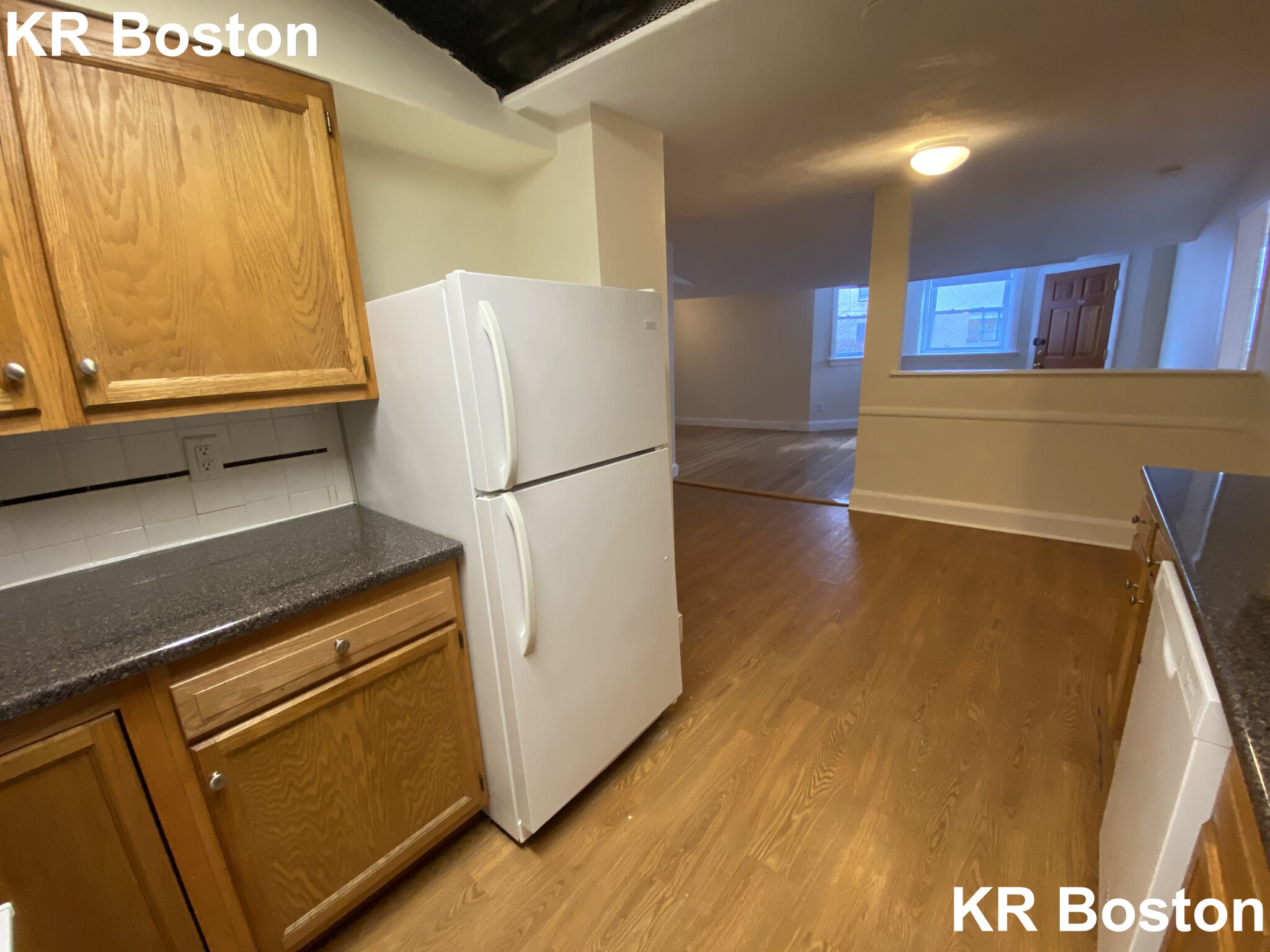 33 Lancaster Ter, Washington Square