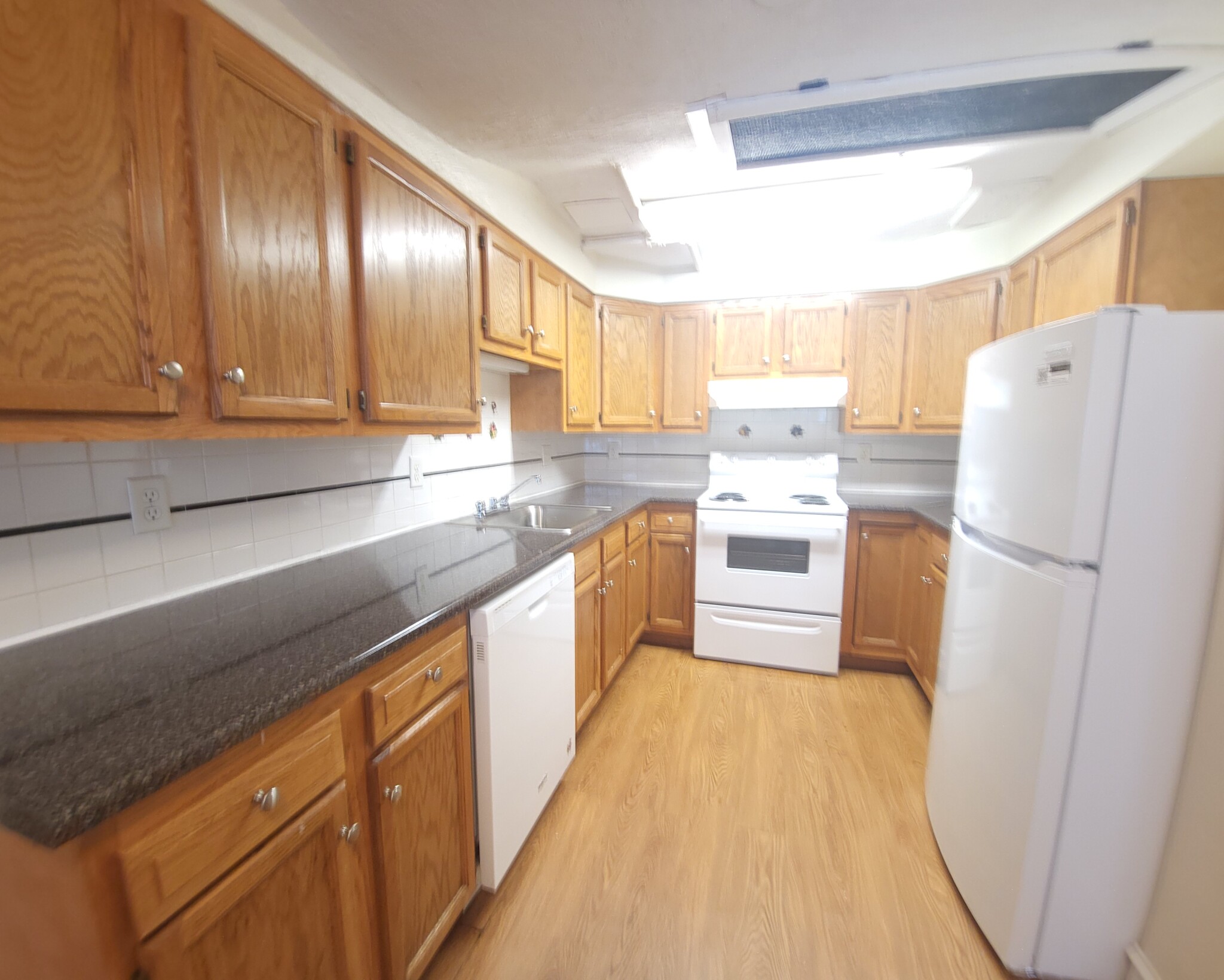 33 Lancaster Ter, Washington Square