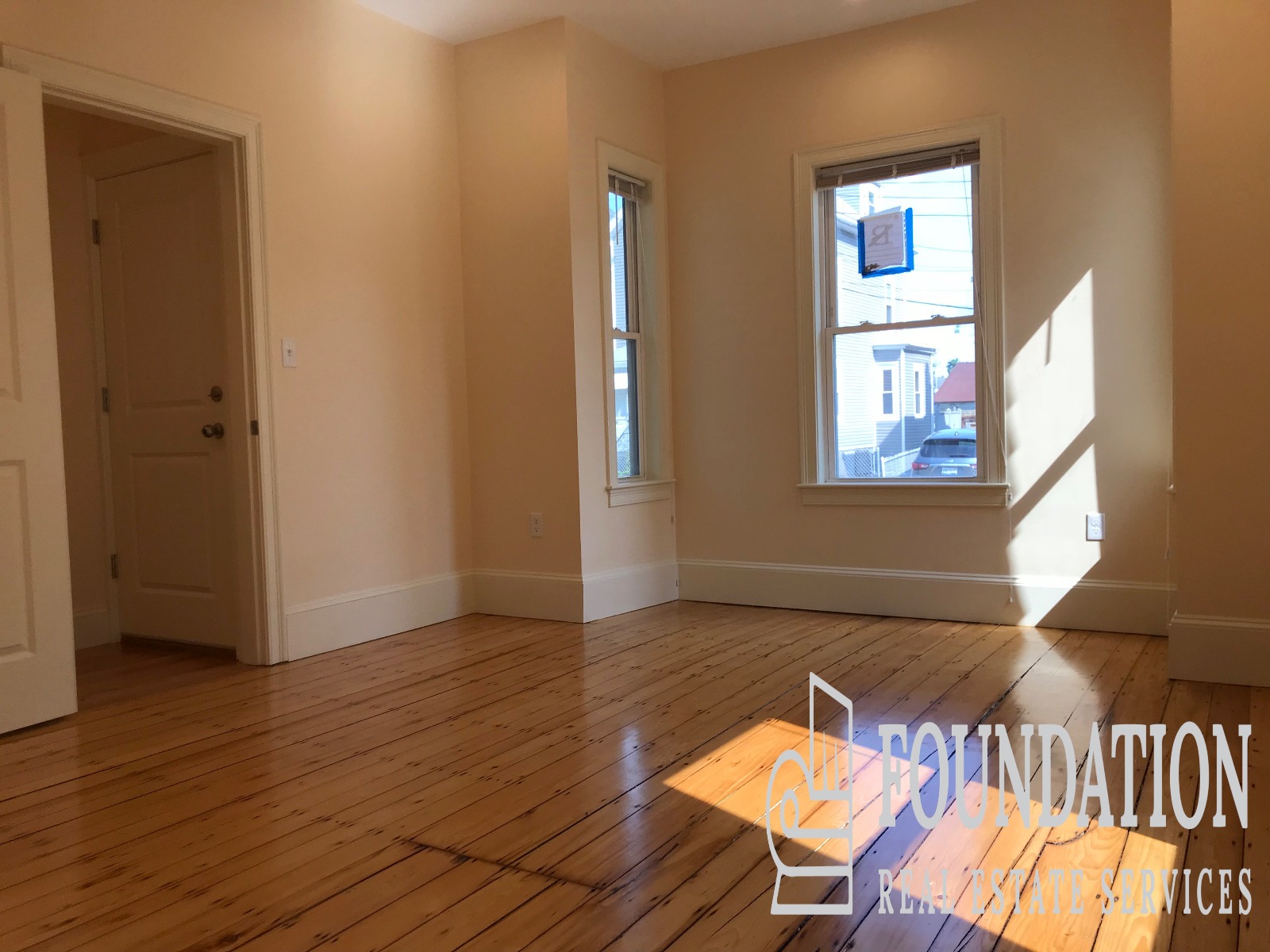 33 Pratt St, Allston