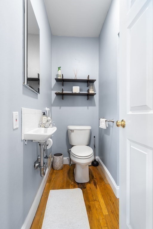 330 E St, South Boston