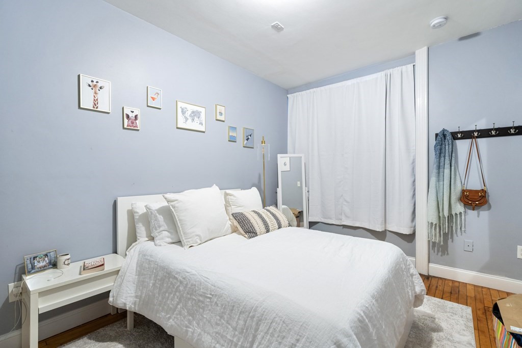 330 E St, South Boston