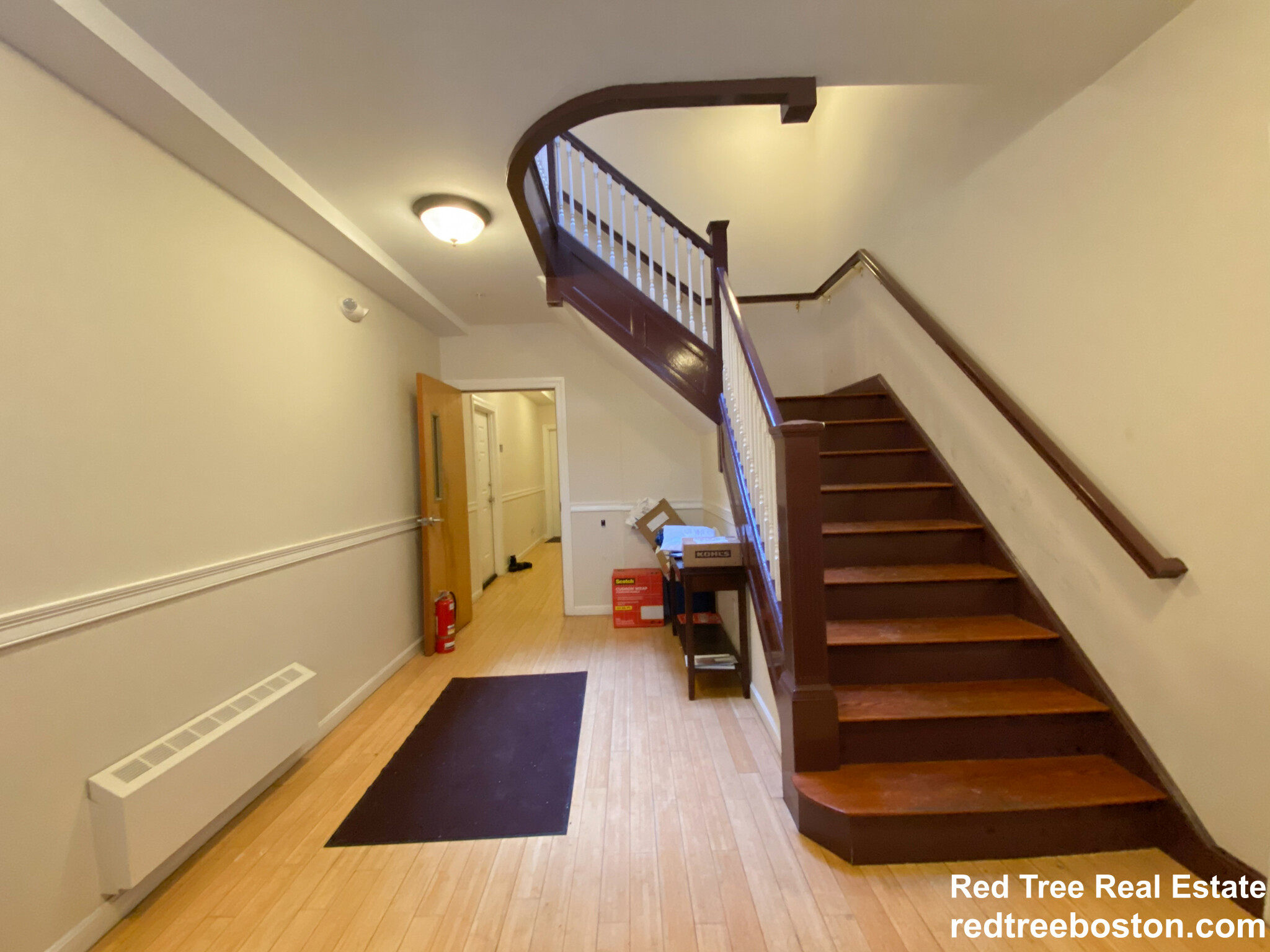 330 Summit Ave, Brighton