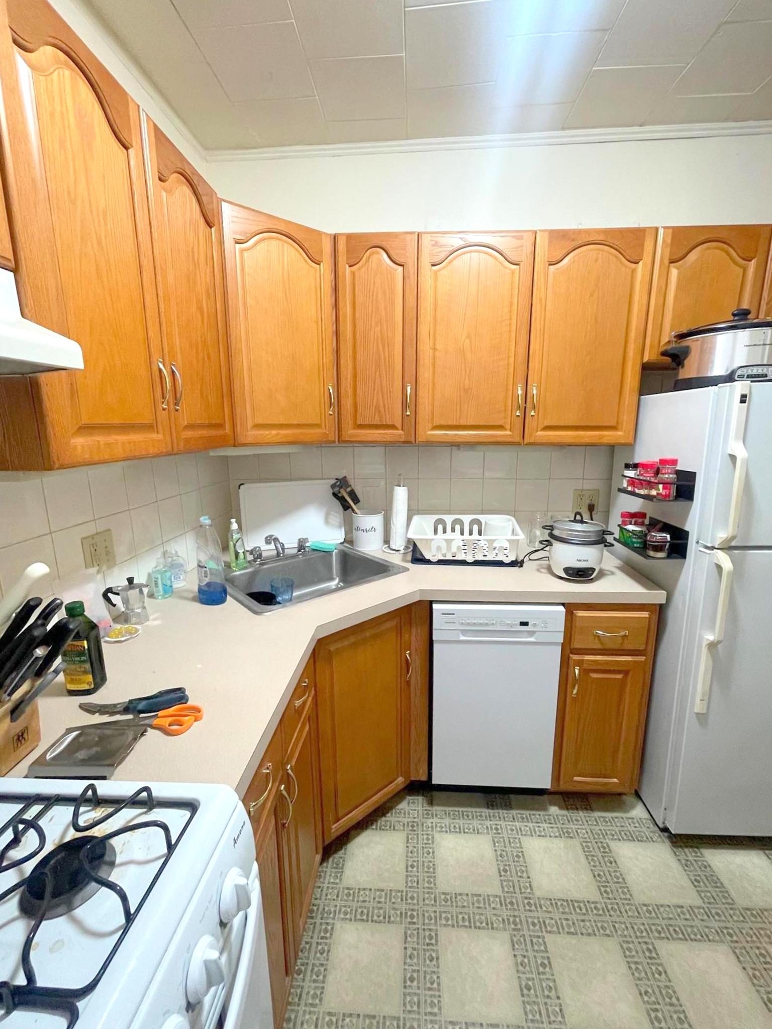 36 College Ave, Davis Square