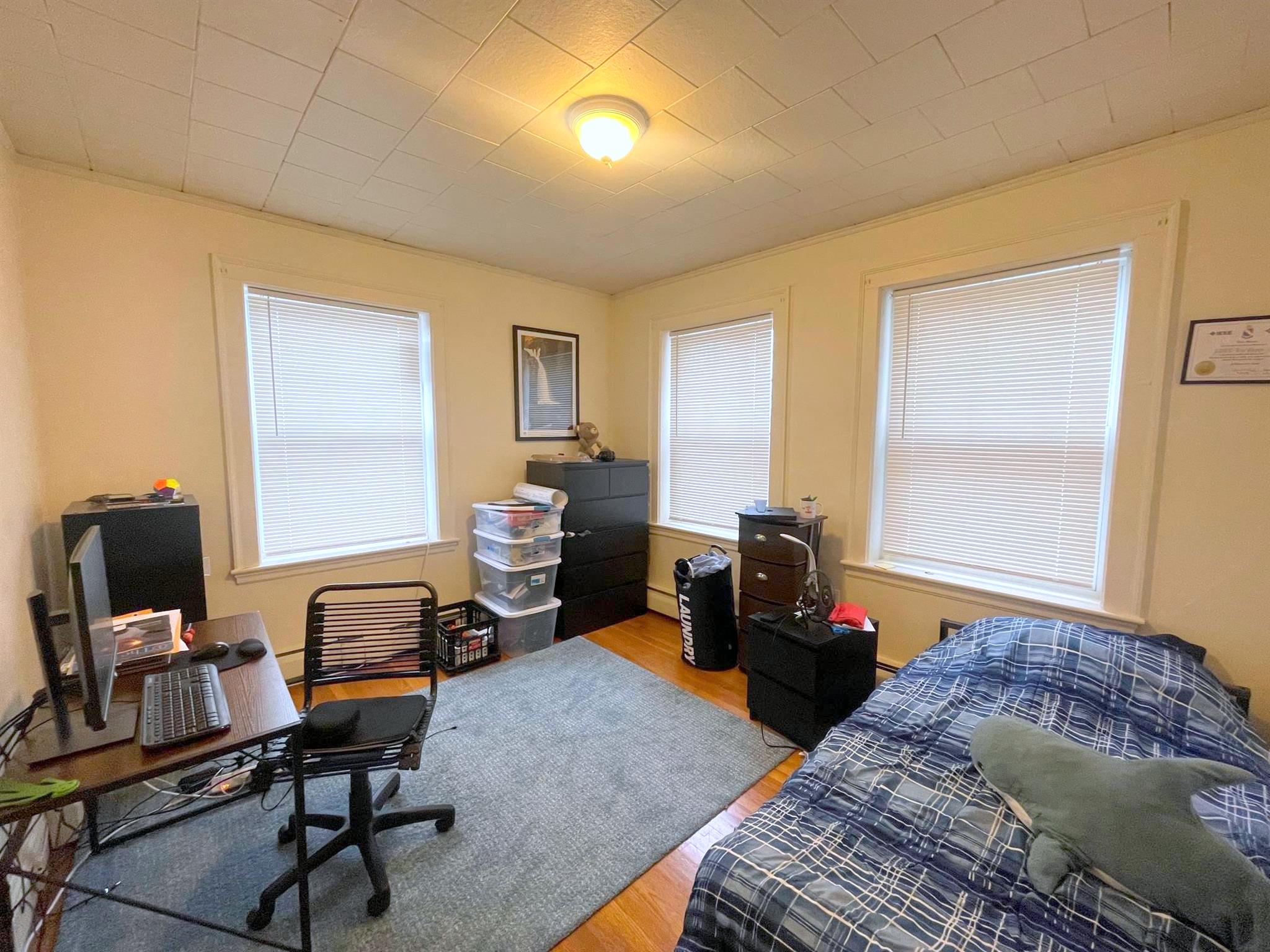 36 College Ave, Davis Square