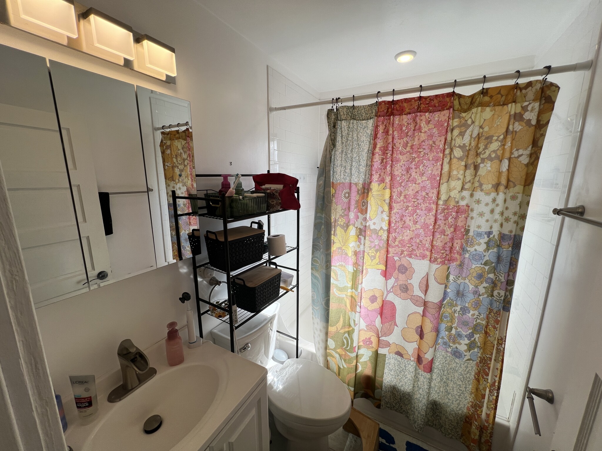 332 Beacon St, Ward Two