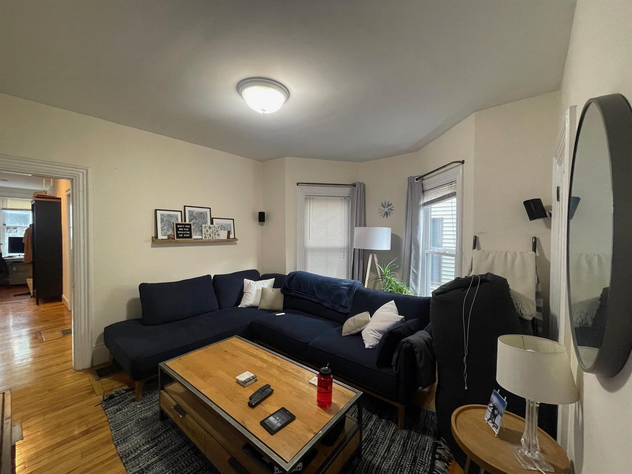 23 Hall St, Powder House Square