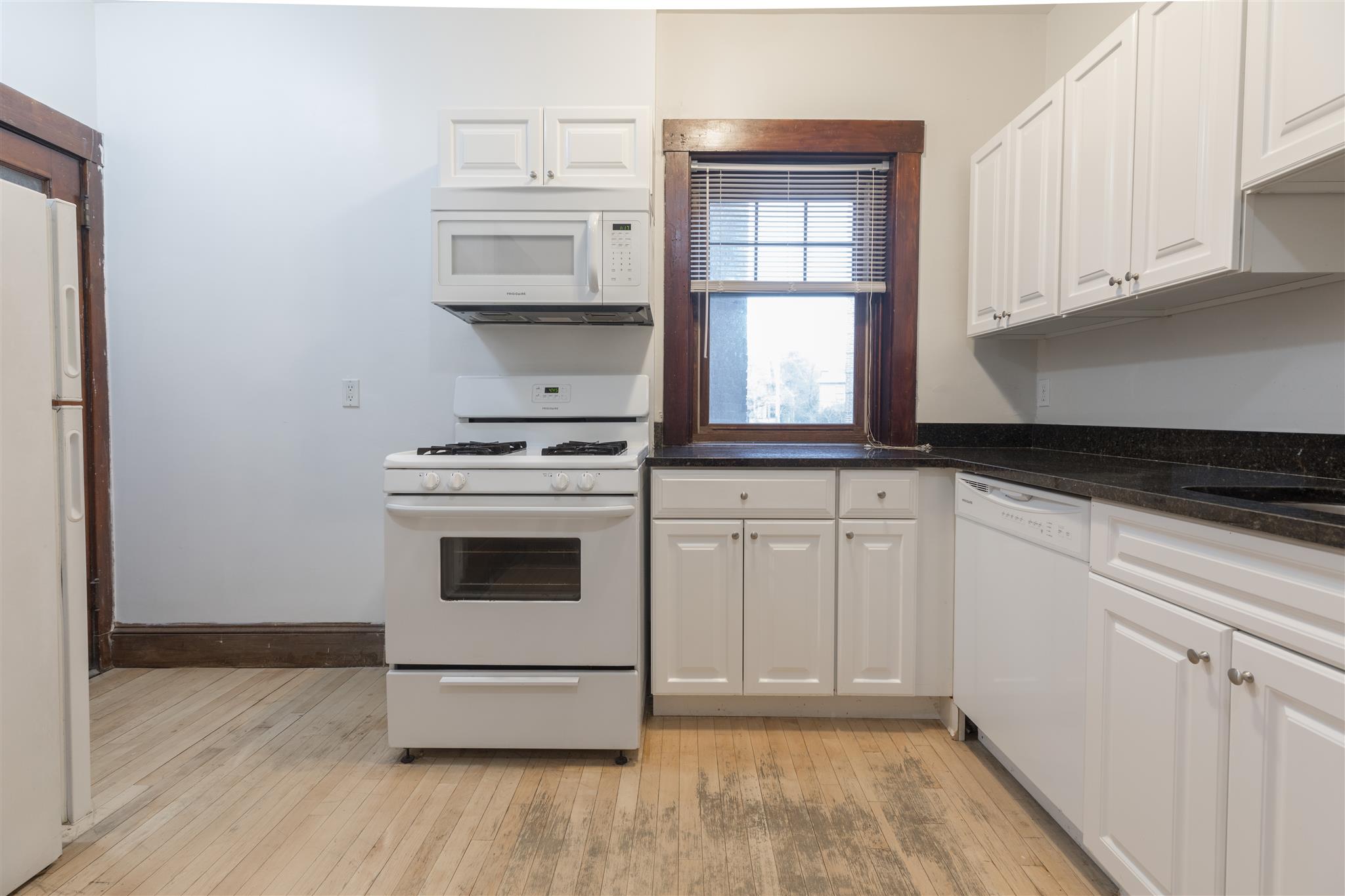 5 Linnaean St, Neighborhood Nine