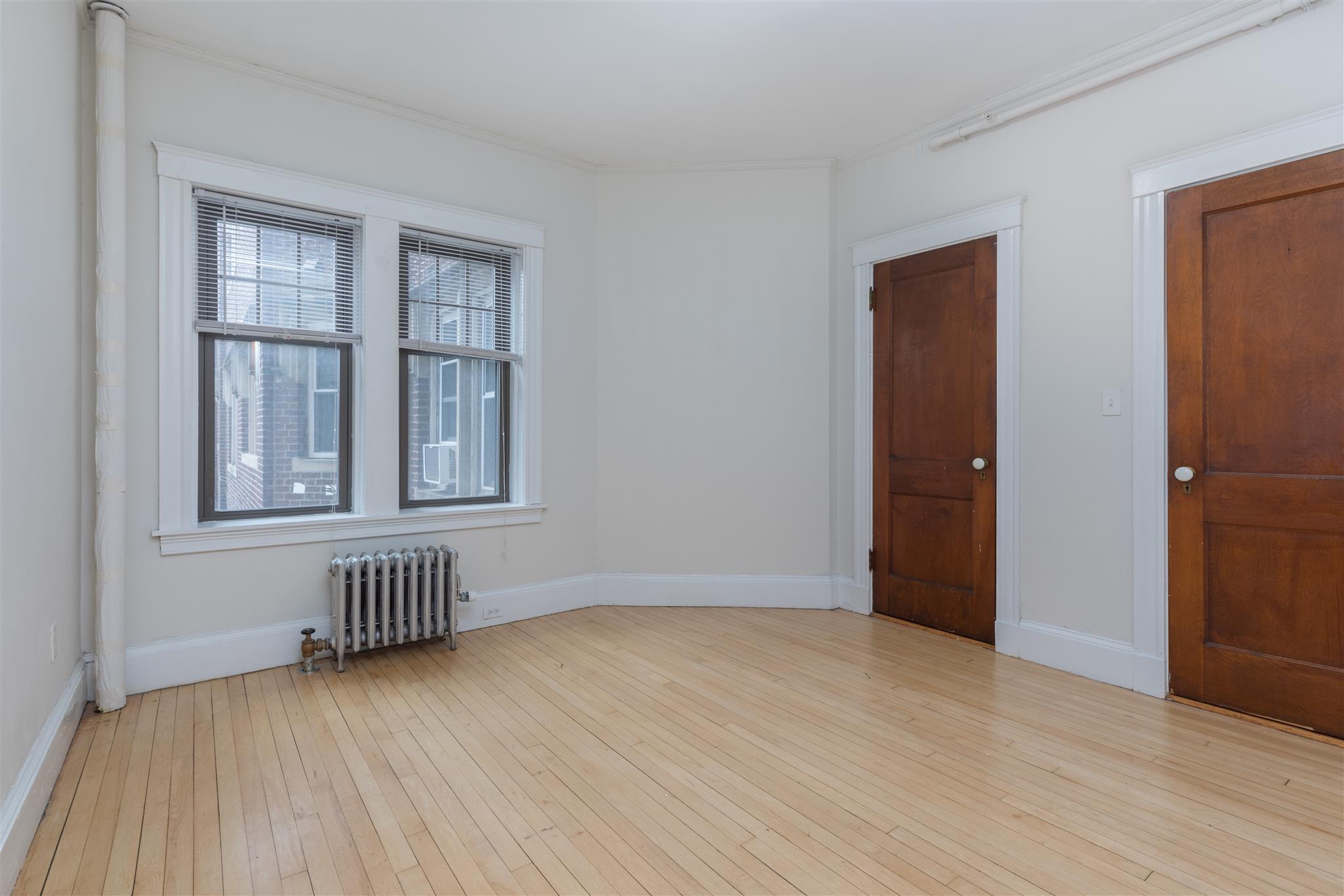 5 Linnaean St, Neighborhood Nine