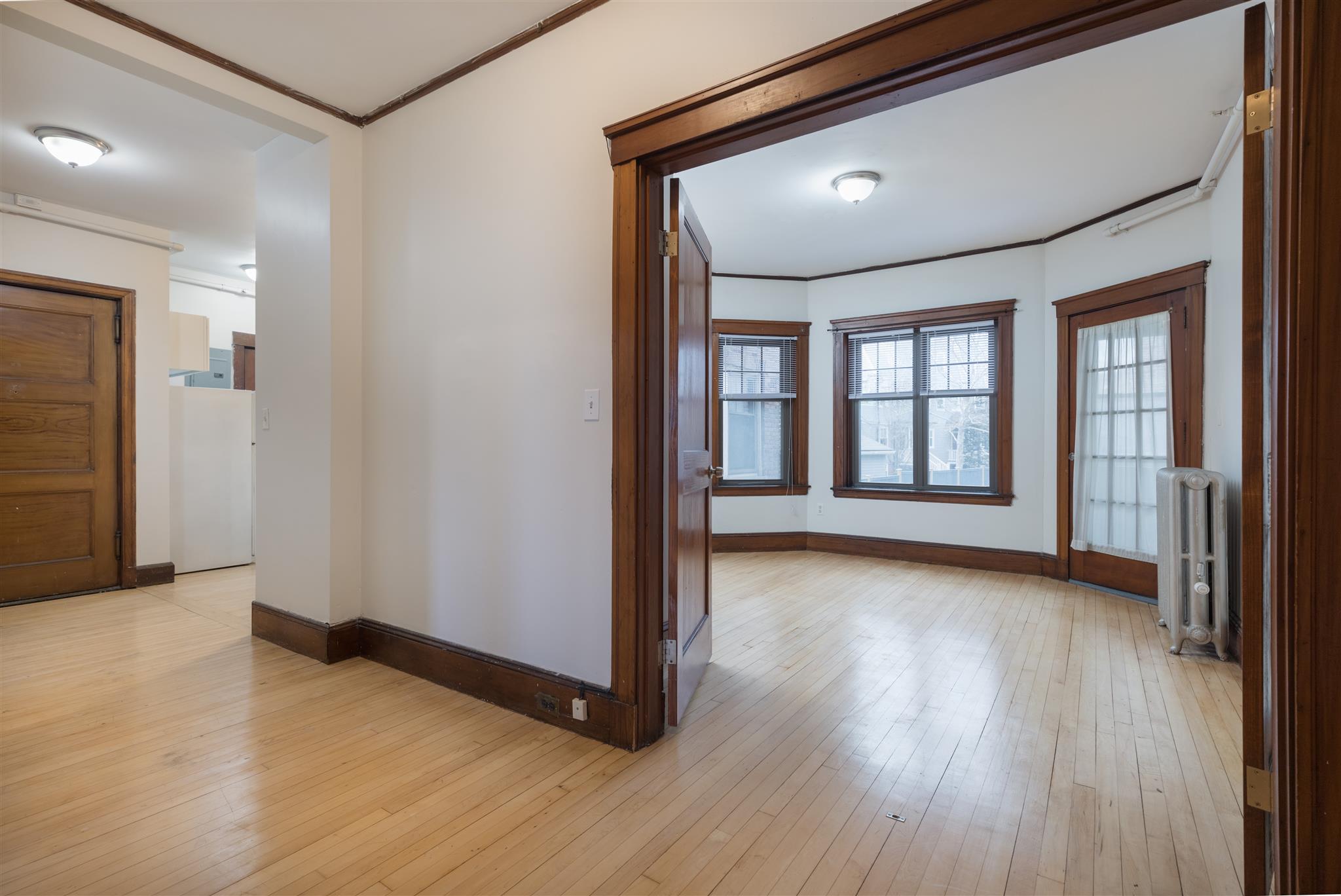 5 Linnaean St, Neighborhood Nine