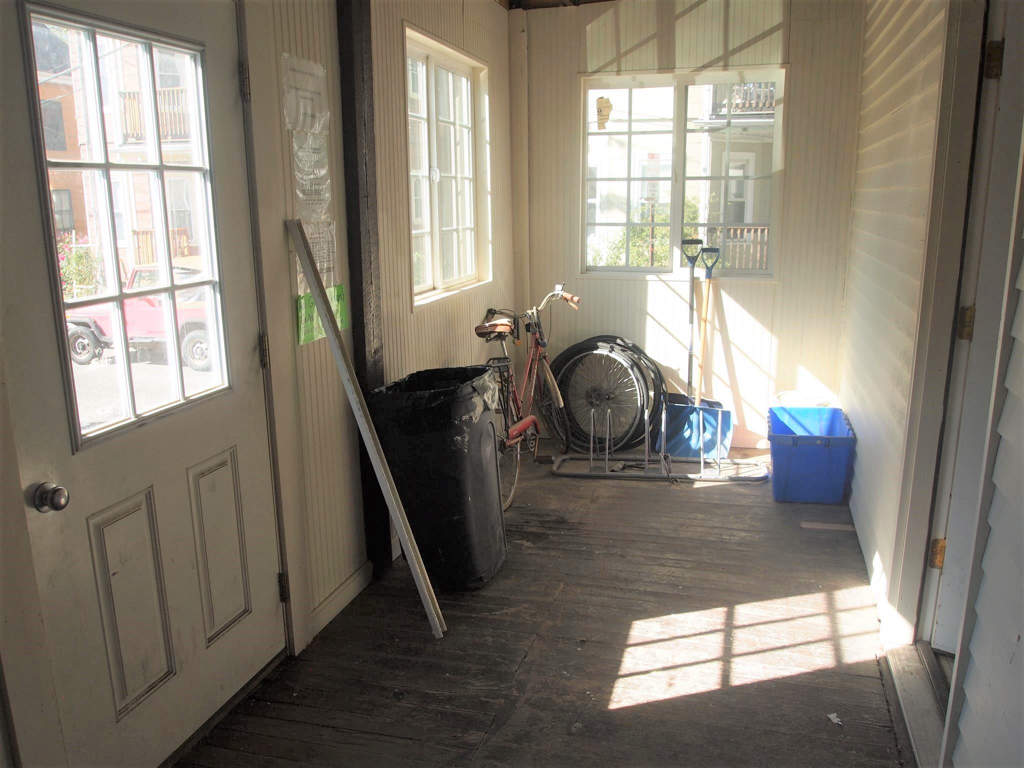 64 Beacon St, Ward Two