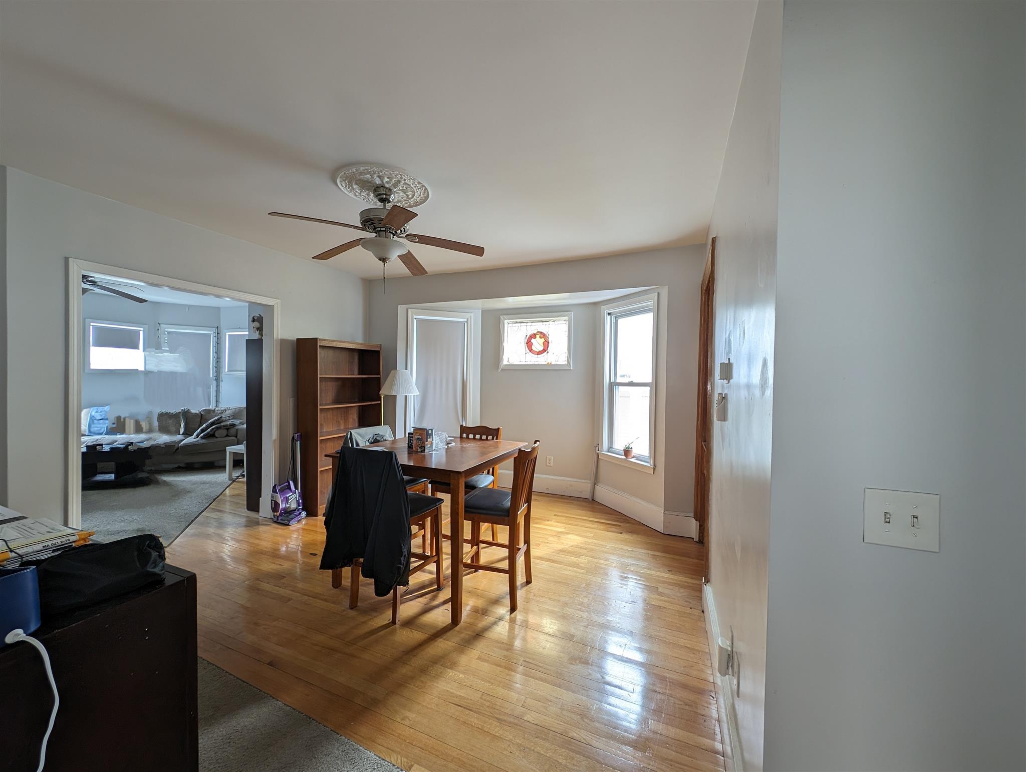 8 Gilman Ter, Winter Hill