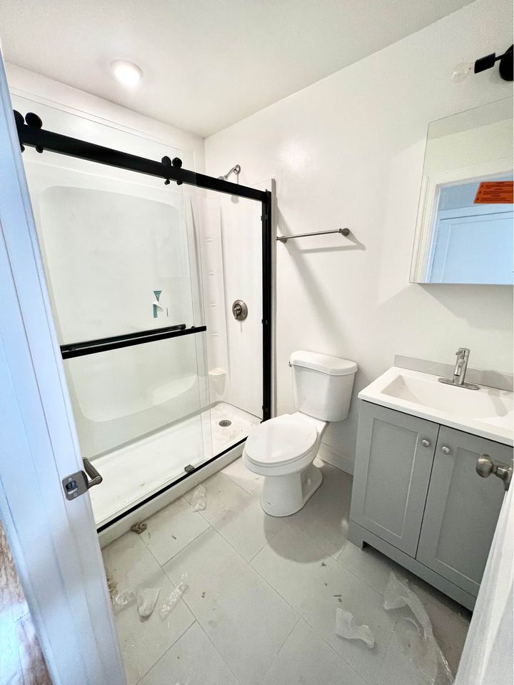 18 Ellis Ave, Medford