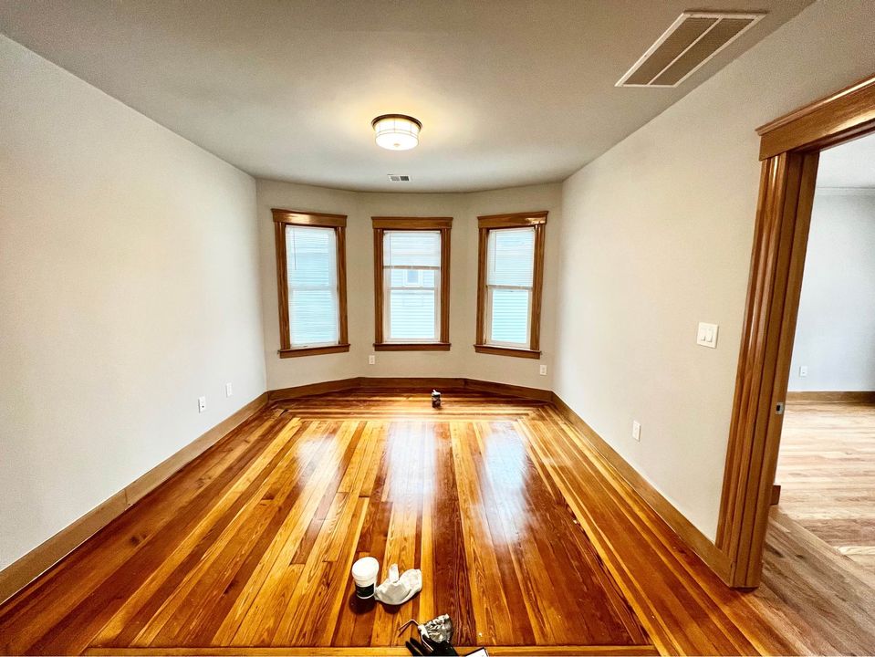 18 Ellis Ave, Medford