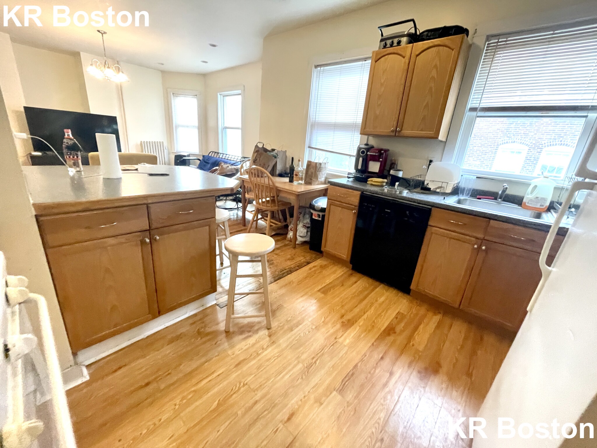 335 Faneuil St, Brighton