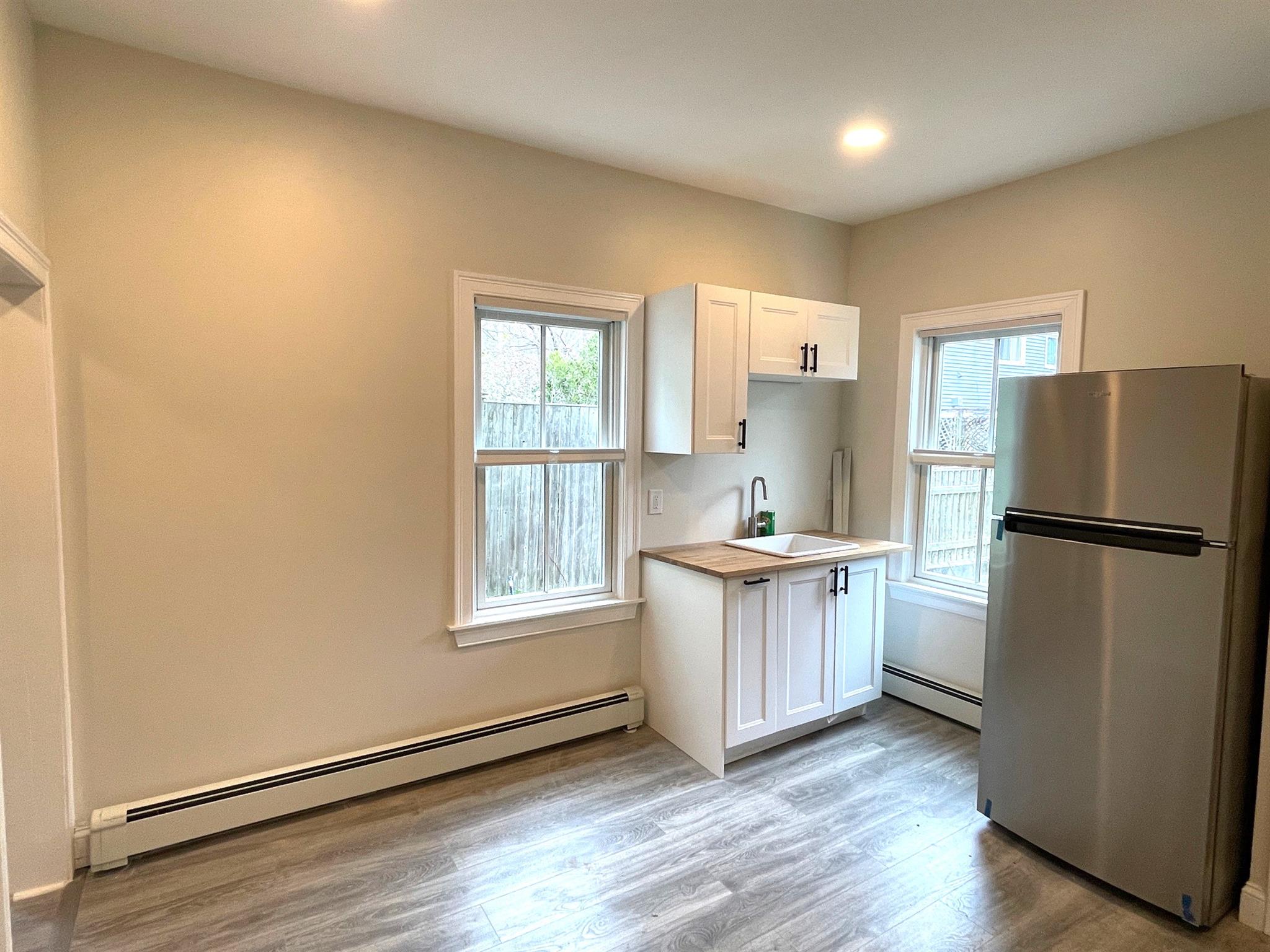 26 Kenwood St, Cambridgeport