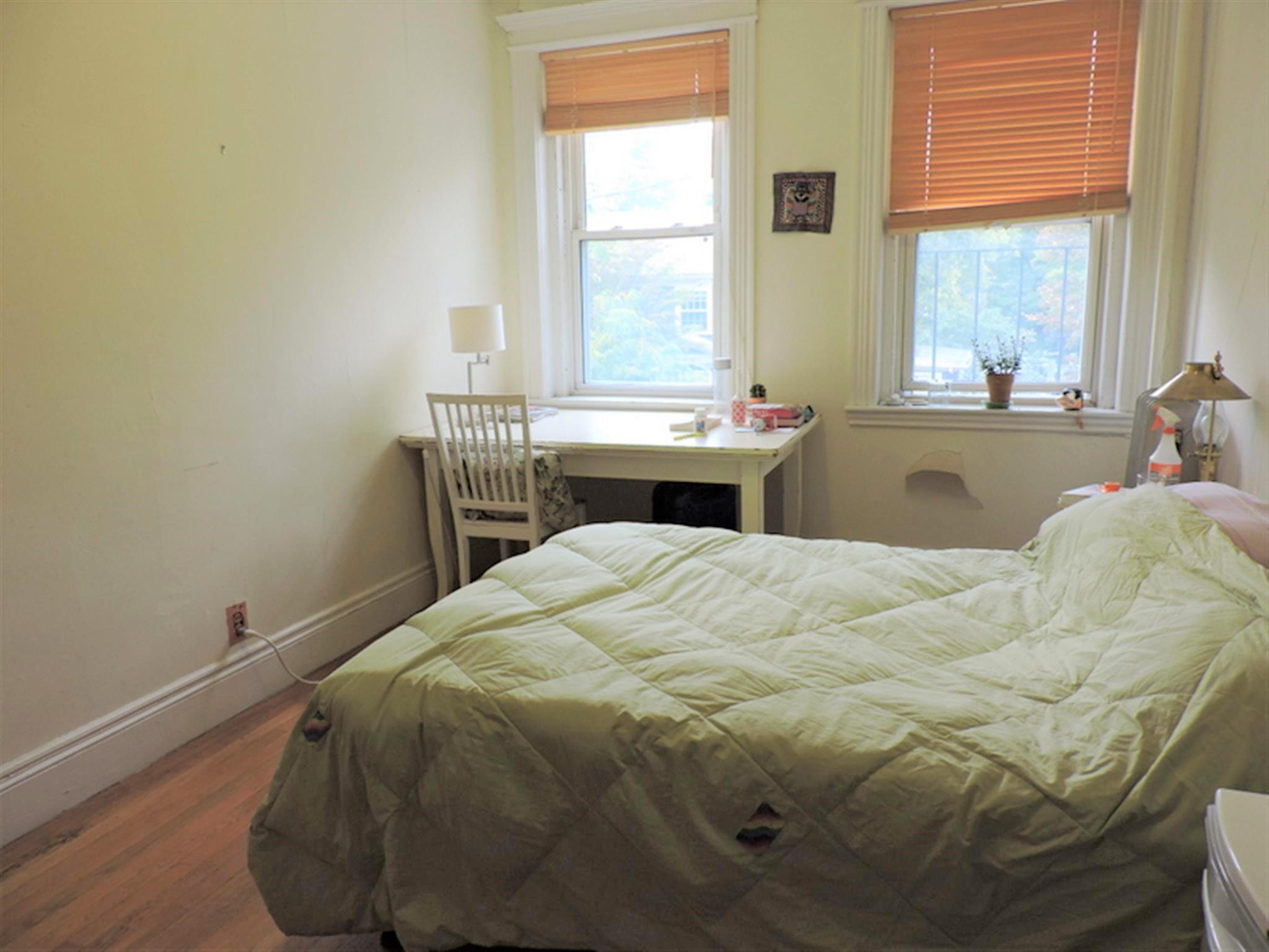 72 Kirkland St, Mid-Cambridge