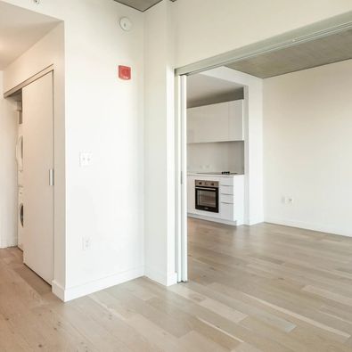 55 Traveler St, South End