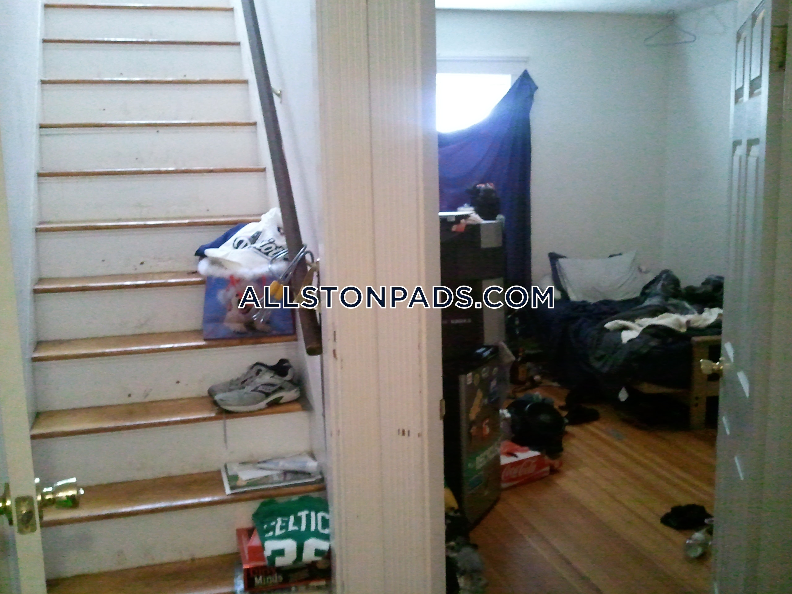 51 Gardner St, Allston