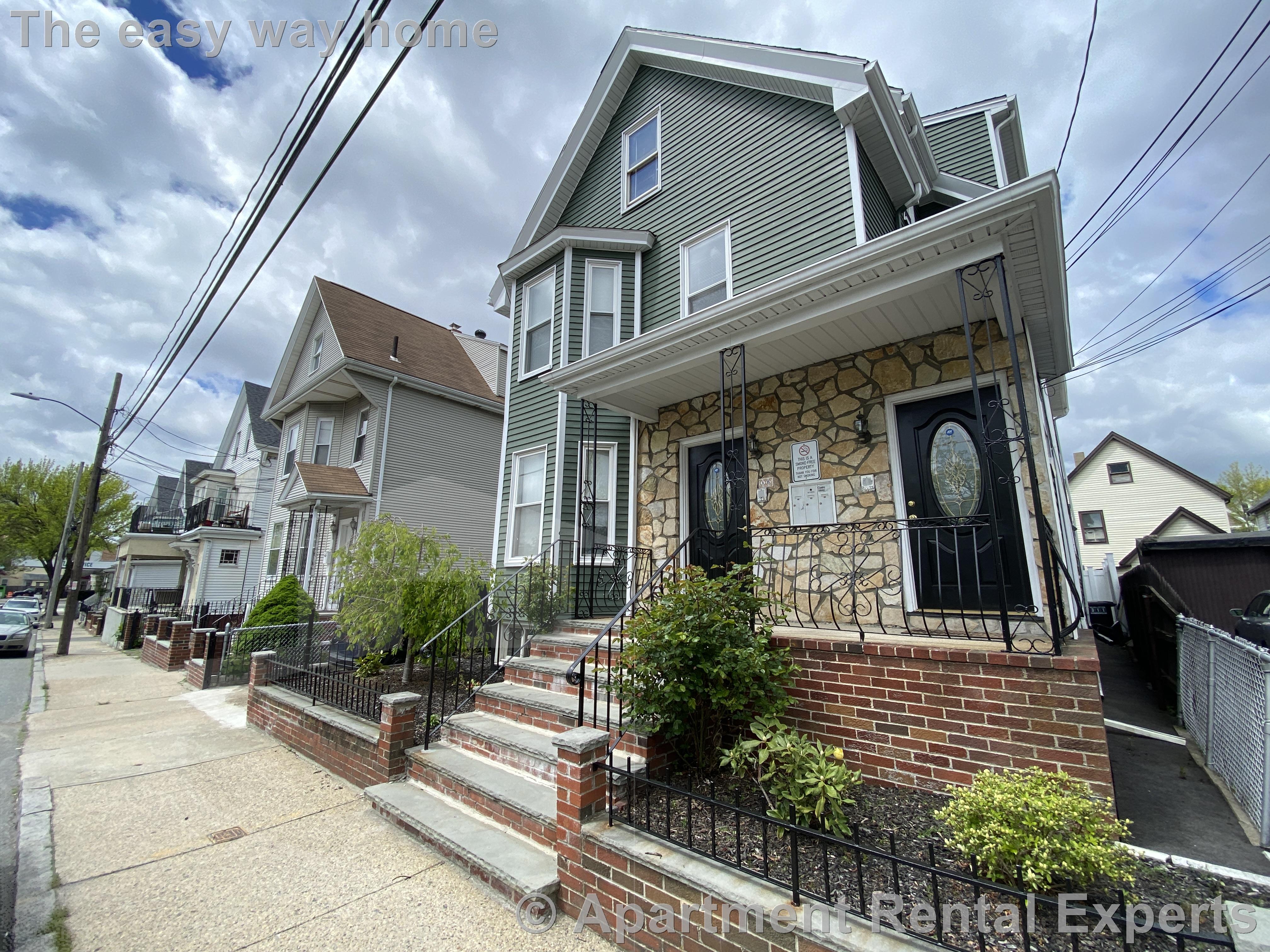 18 Dana St, Winter Hill