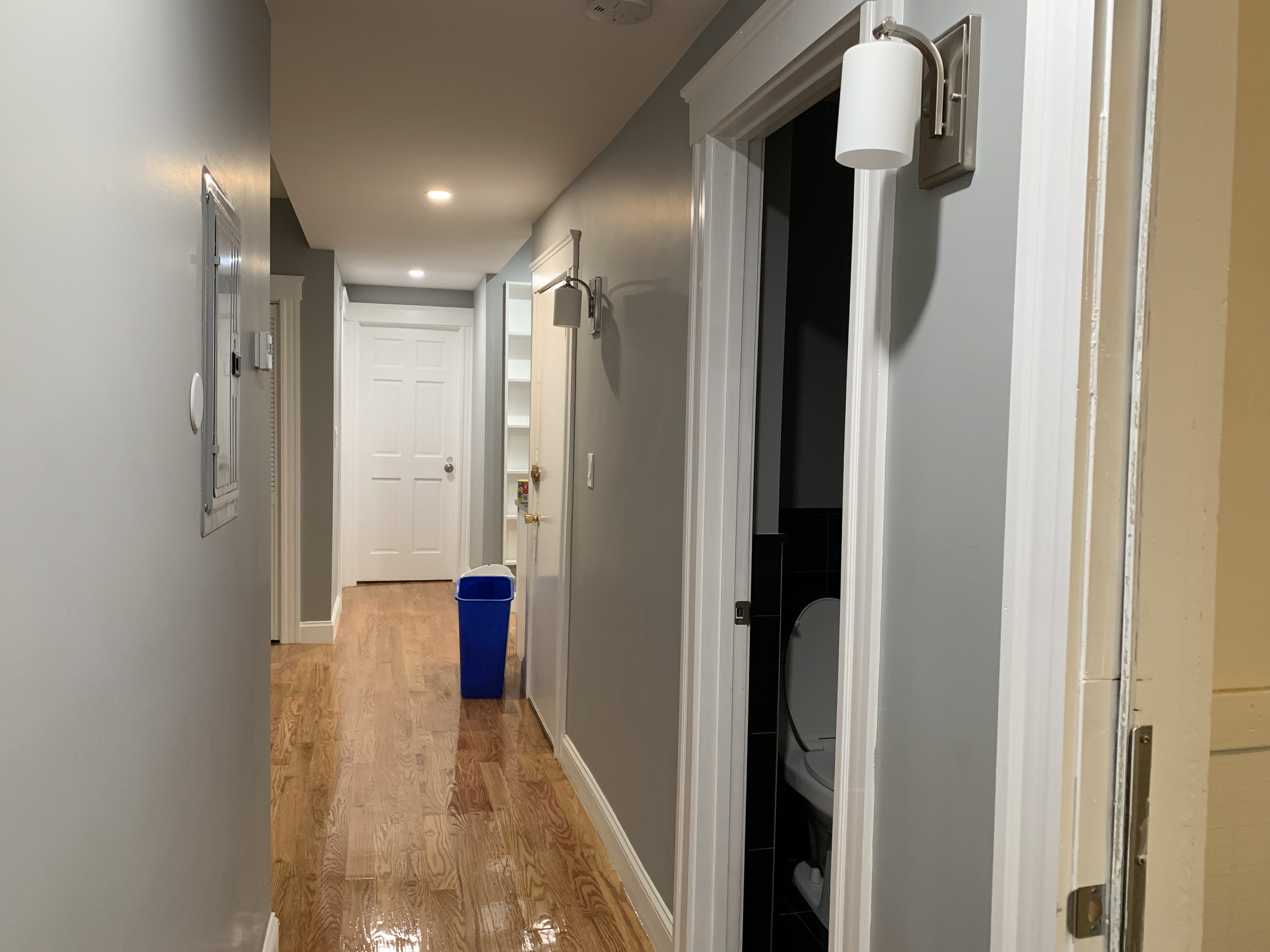 1146 Hillside St, Mission Hill