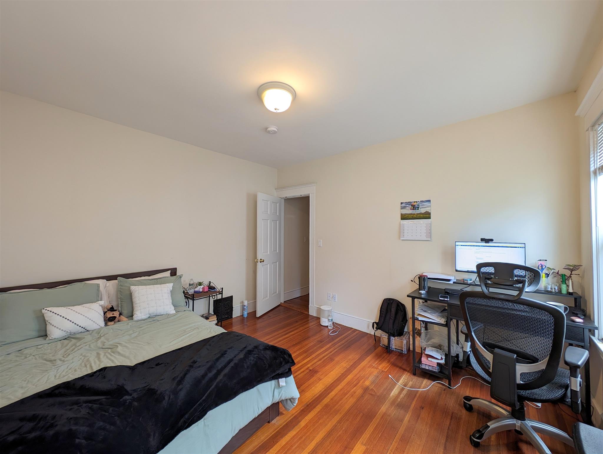 171 College Ave, Tufts