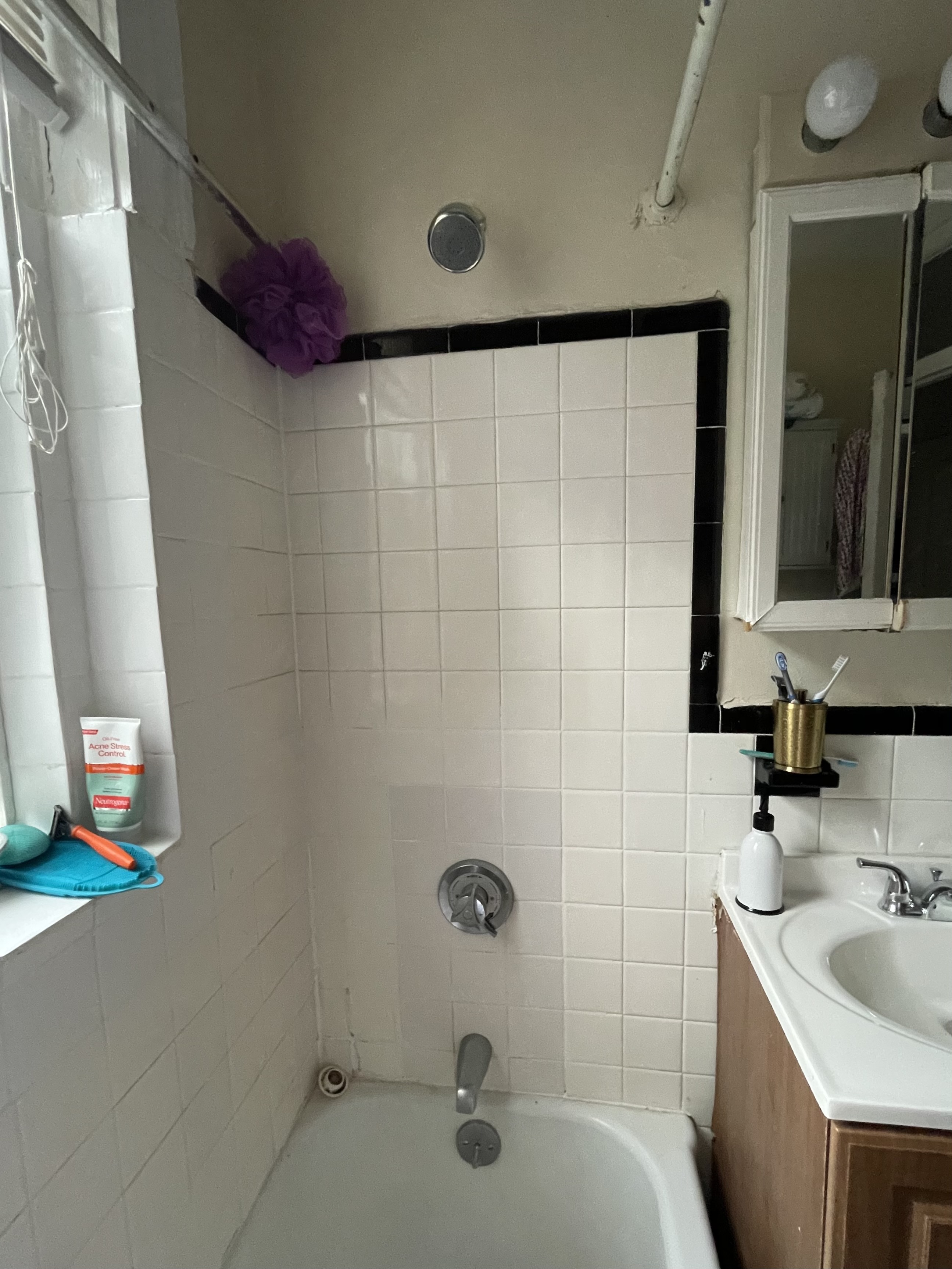 208 Winthrop Rd, Brookline Hills