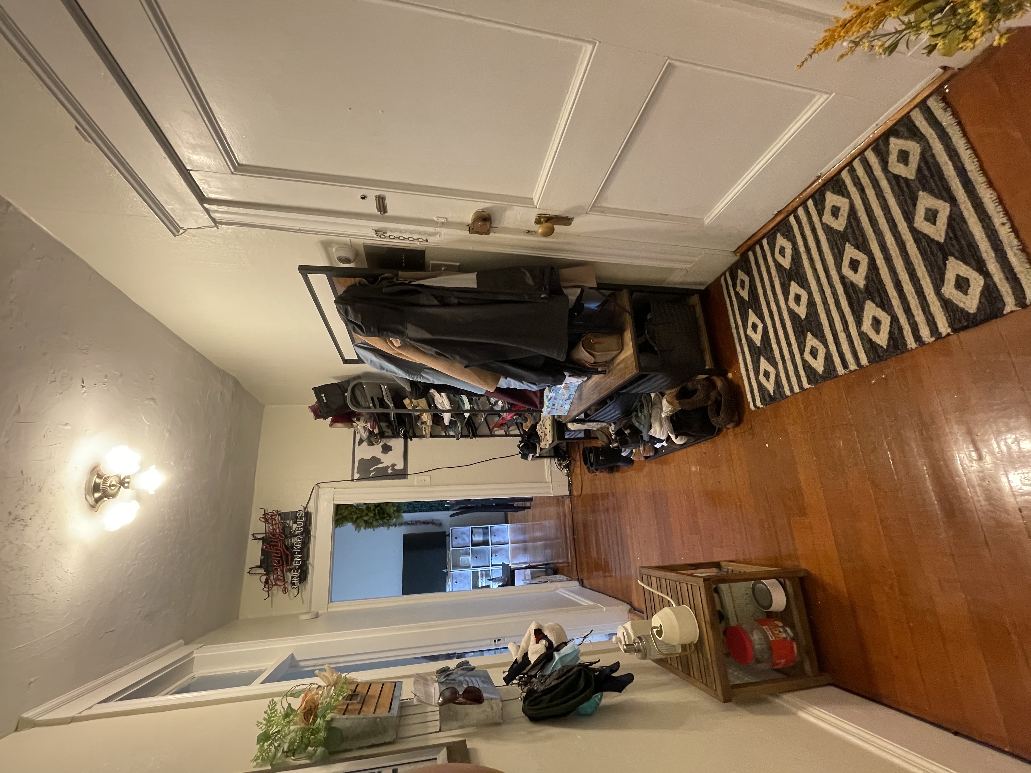 208 Winthrop Rd, Brookline Hills