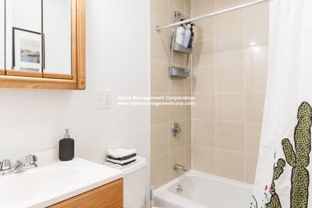 22 Euston St, Brookline