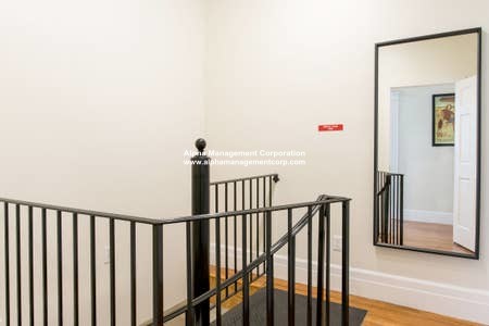 22 Euston St, Brookline