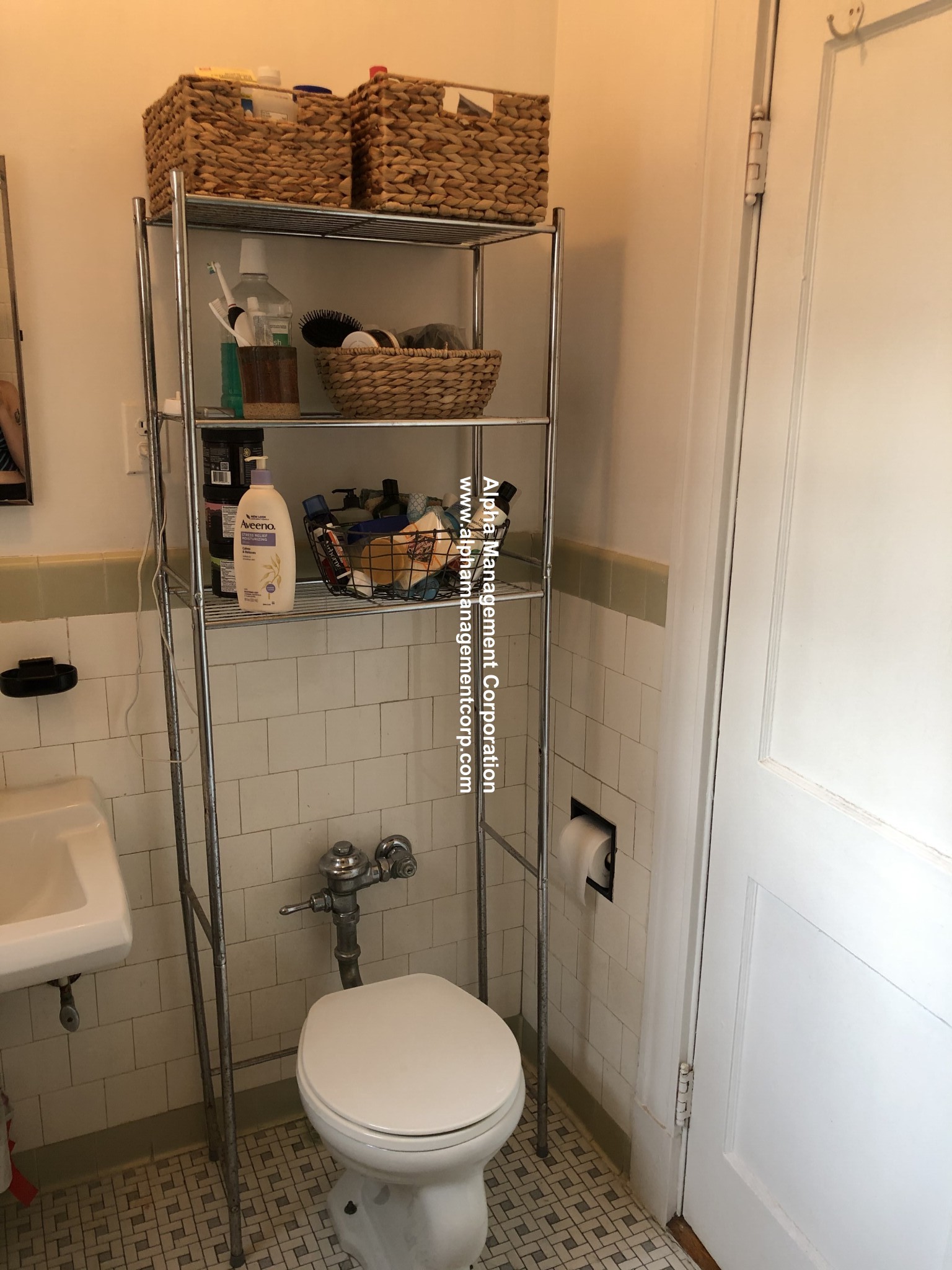 16 Lakeville Rd, Jamaica Plain