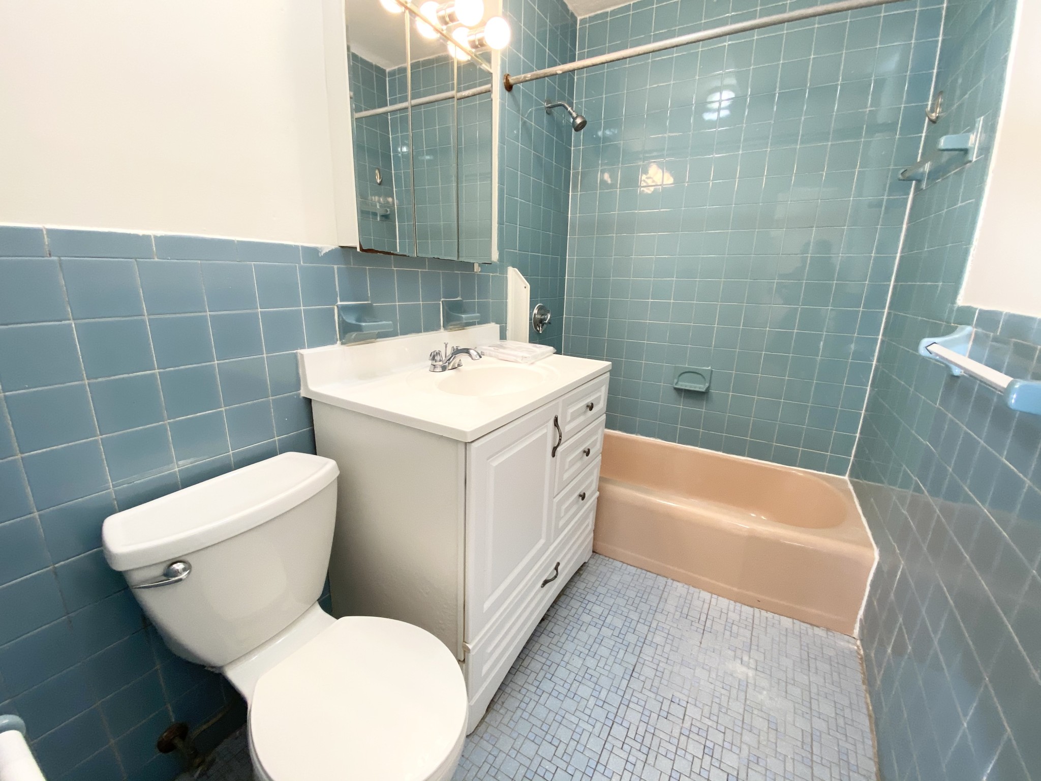 34 Gardner St, Allston