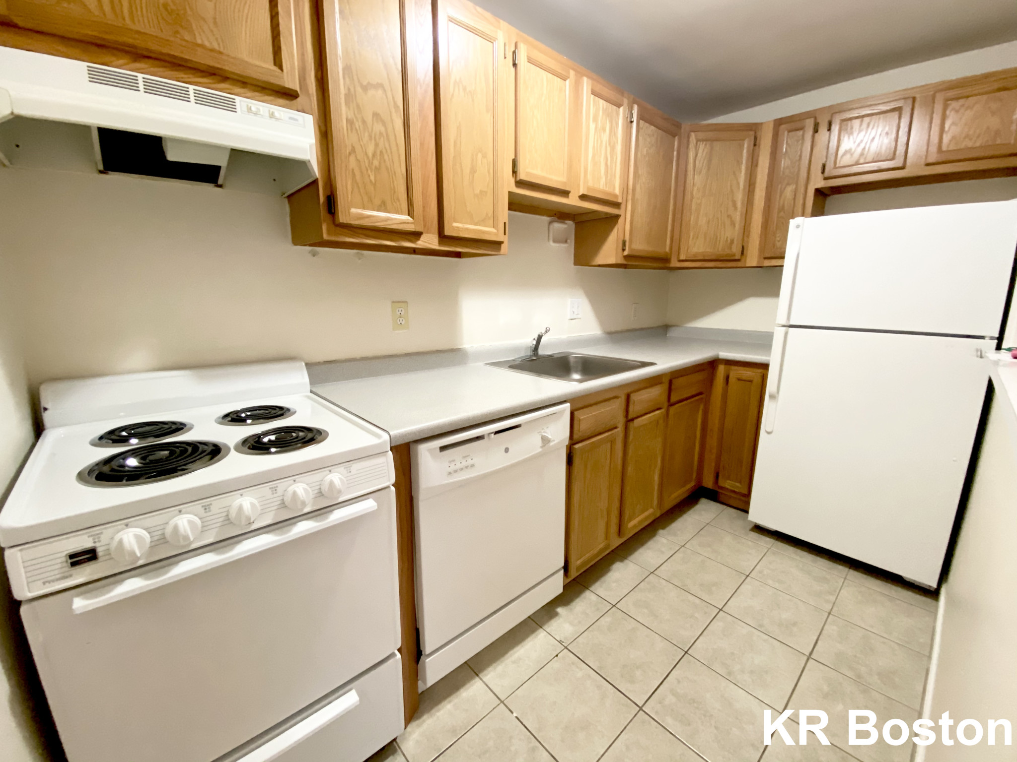 34 Gardners St, Allston