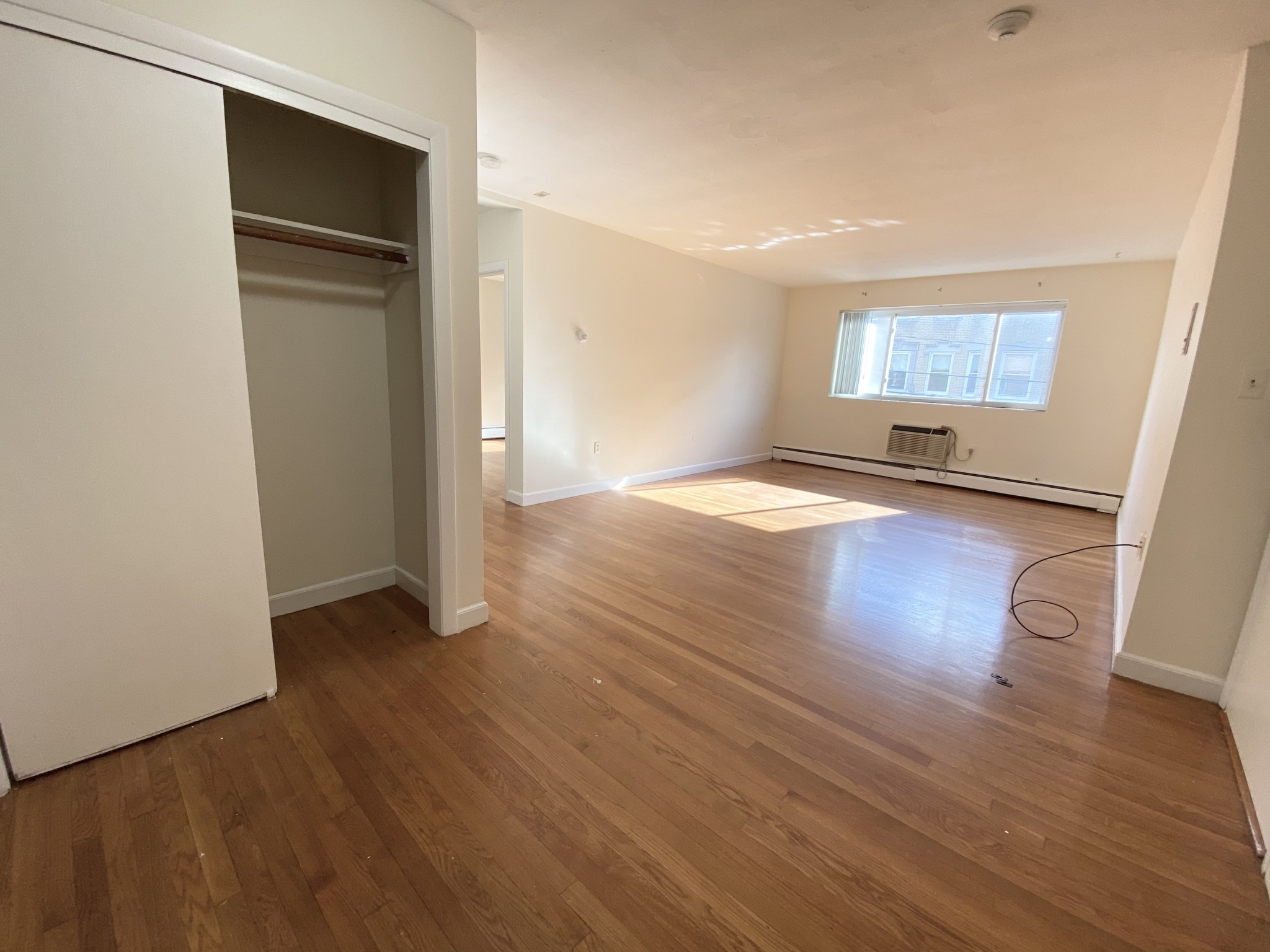 34 Gardner St, Allston