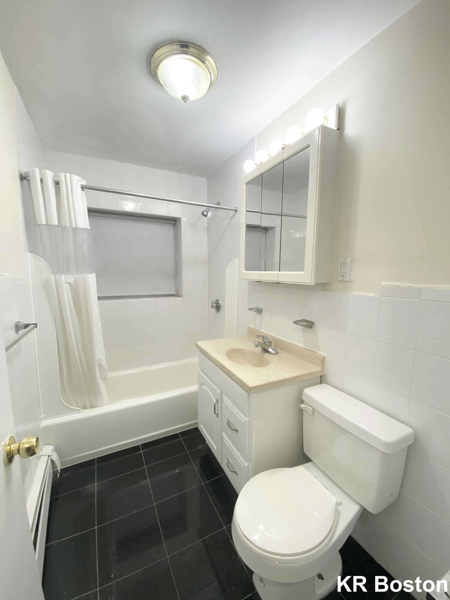 34 Gardner St, Allston