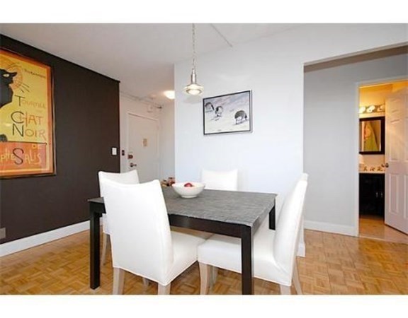 33 Pond Ave, Brookline Village