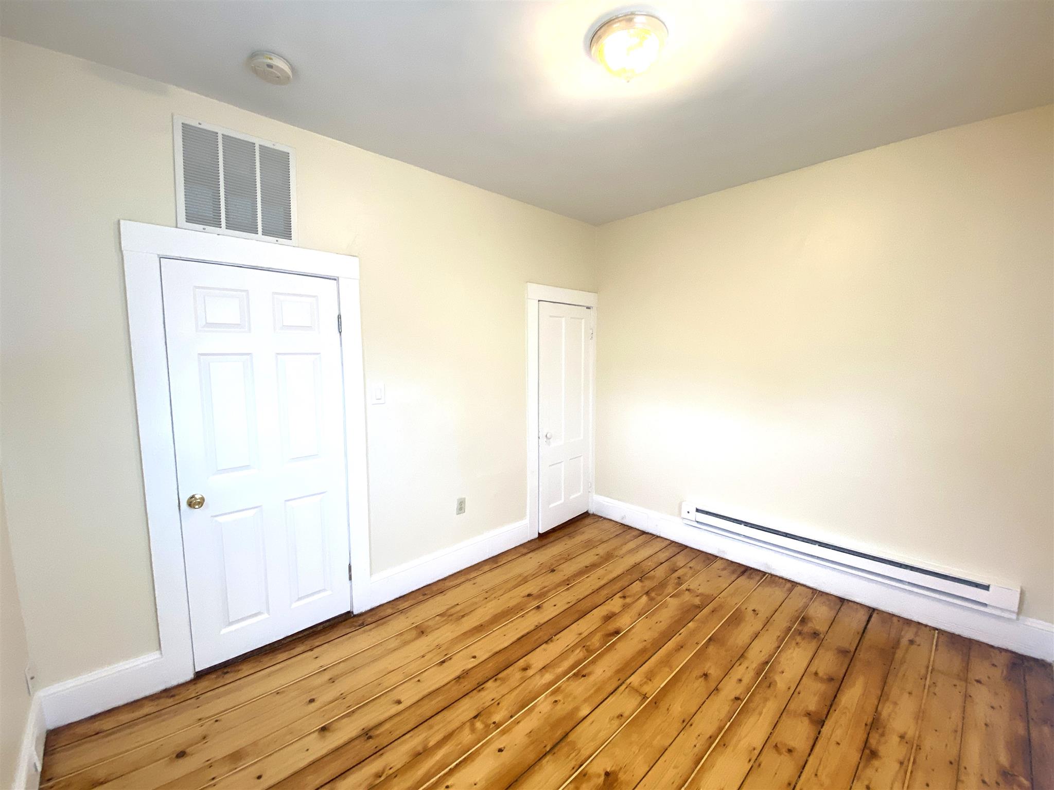 57 Bishop Allen Dr, The Port