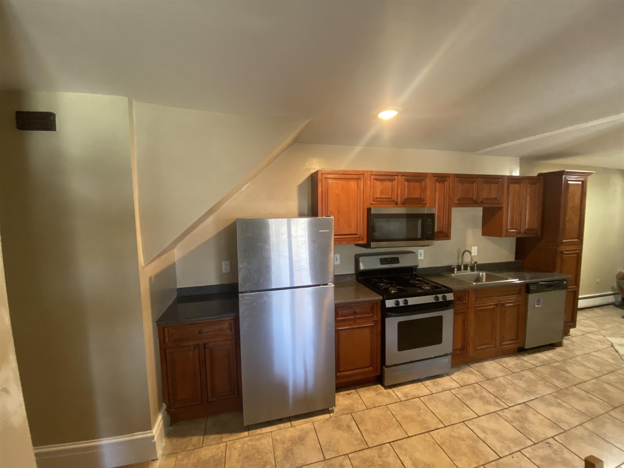 91 Glen St, East Somerville