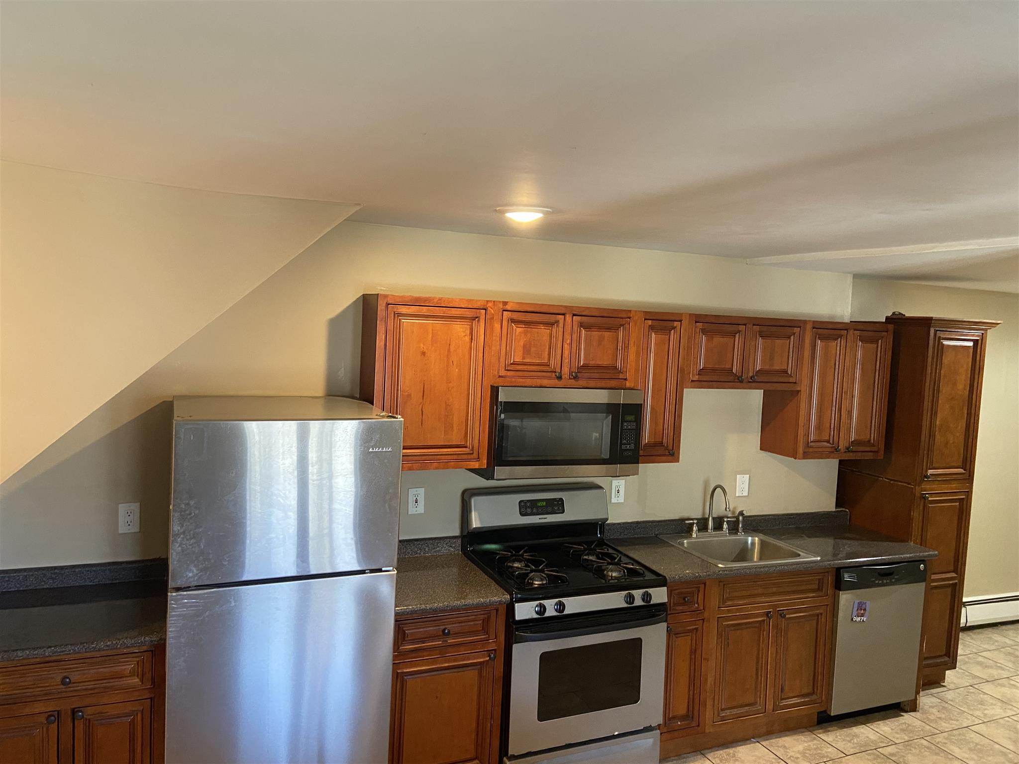 91 Glen St, East Somerville