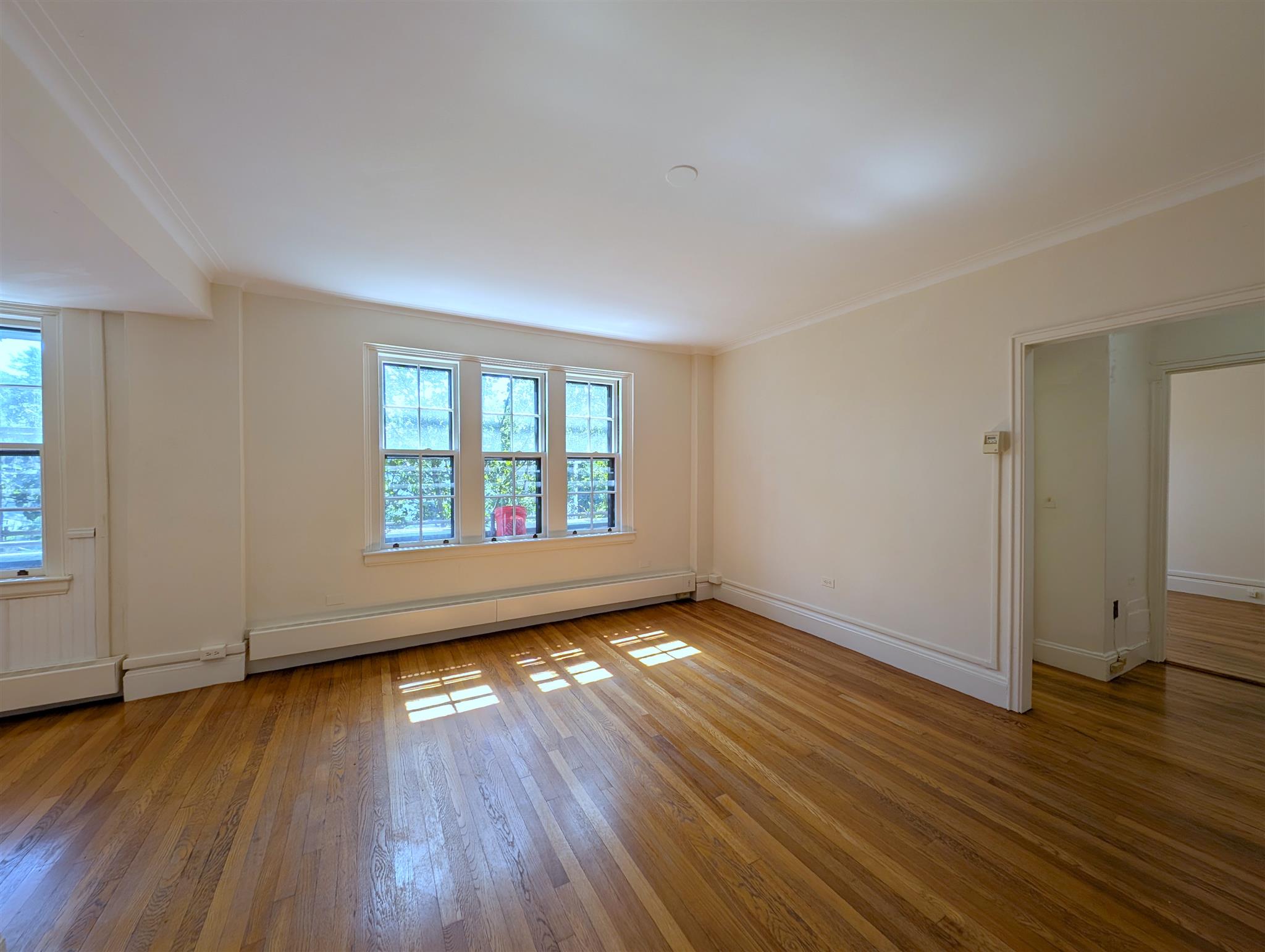 988 Memorial Dr, West Cambridge