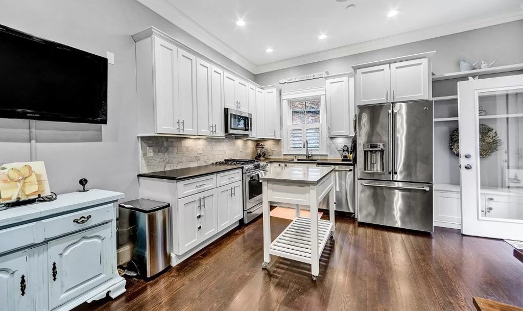 342 Dorchester St, South Boston