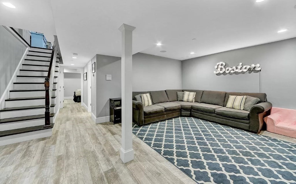 342 Dorchester St, South Boston