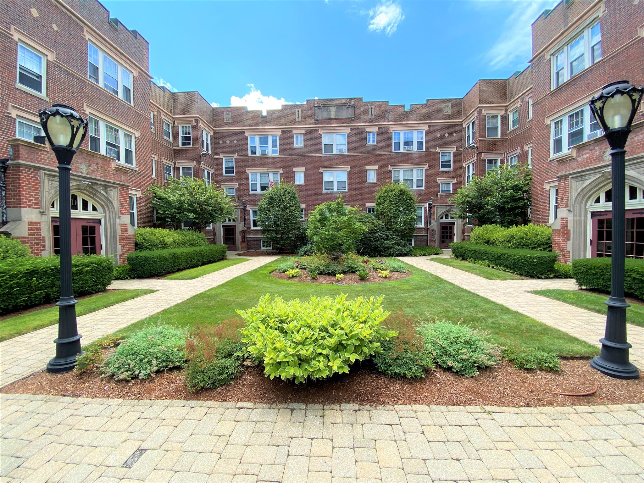 520 High St, West Medford