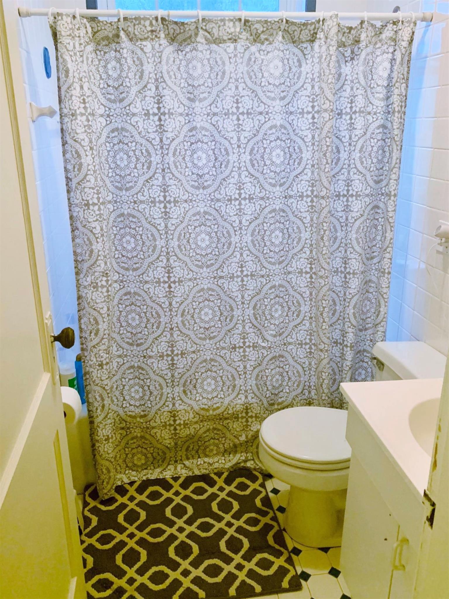 36 College Ave, Tufts