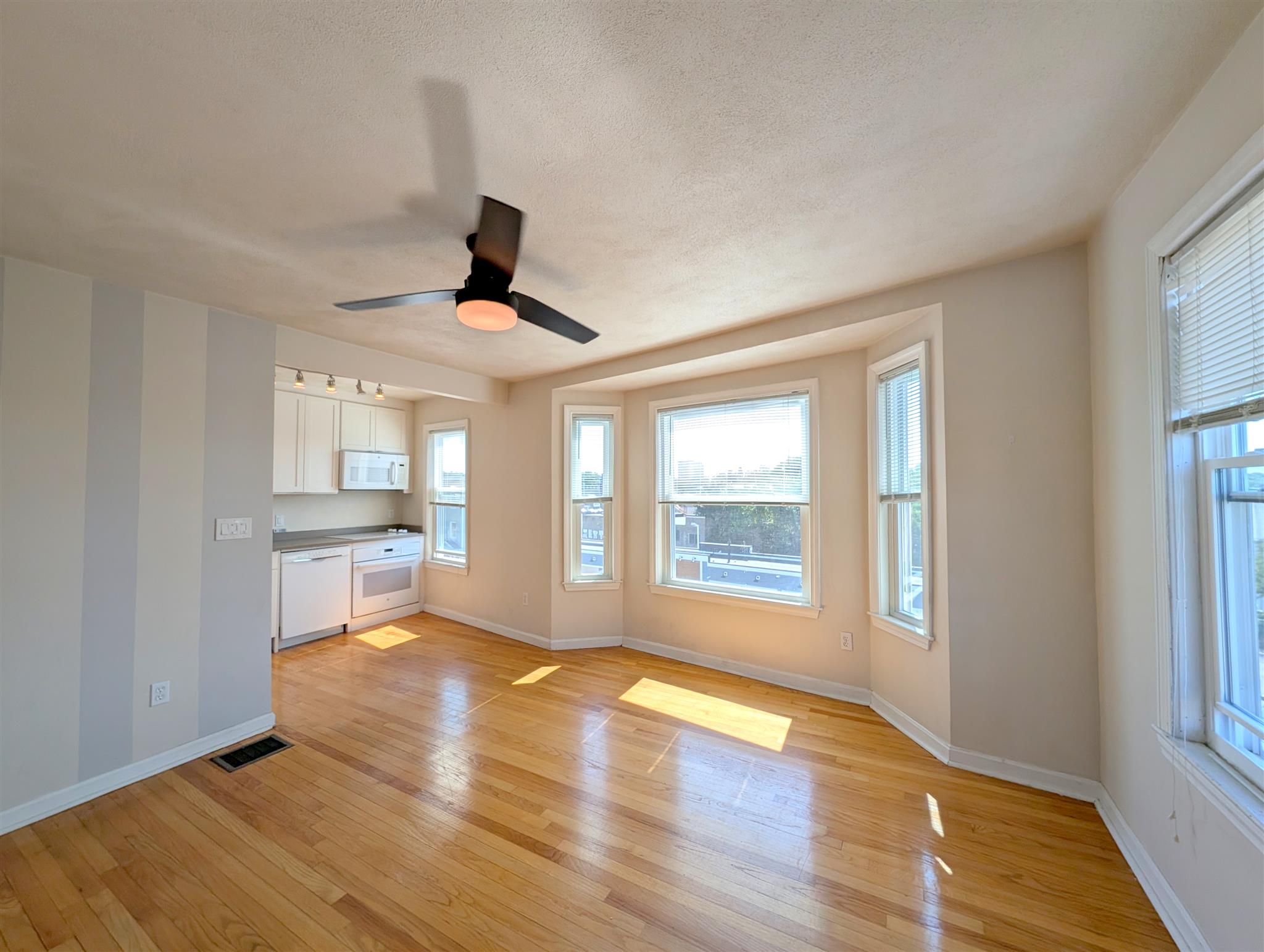 671 Somerville Ave, Spring Hill