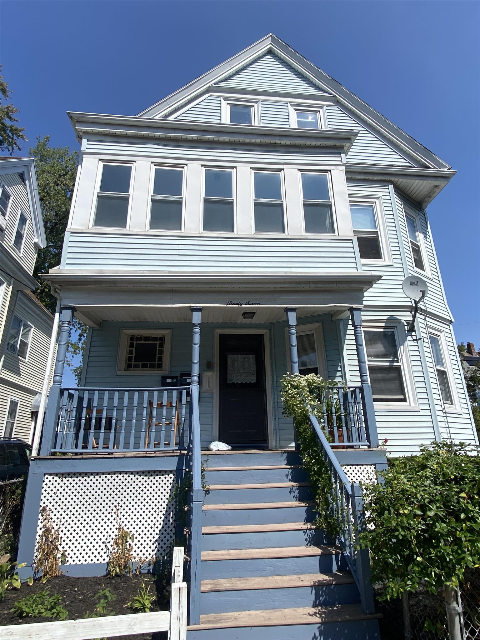 97 Morrison Ave, Powder House Square